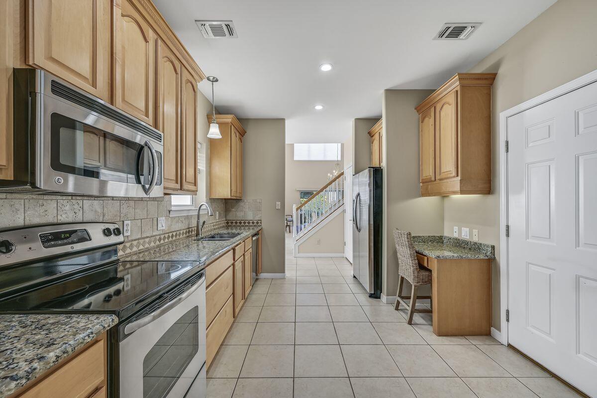 CALUSA BAY S/D - Residential