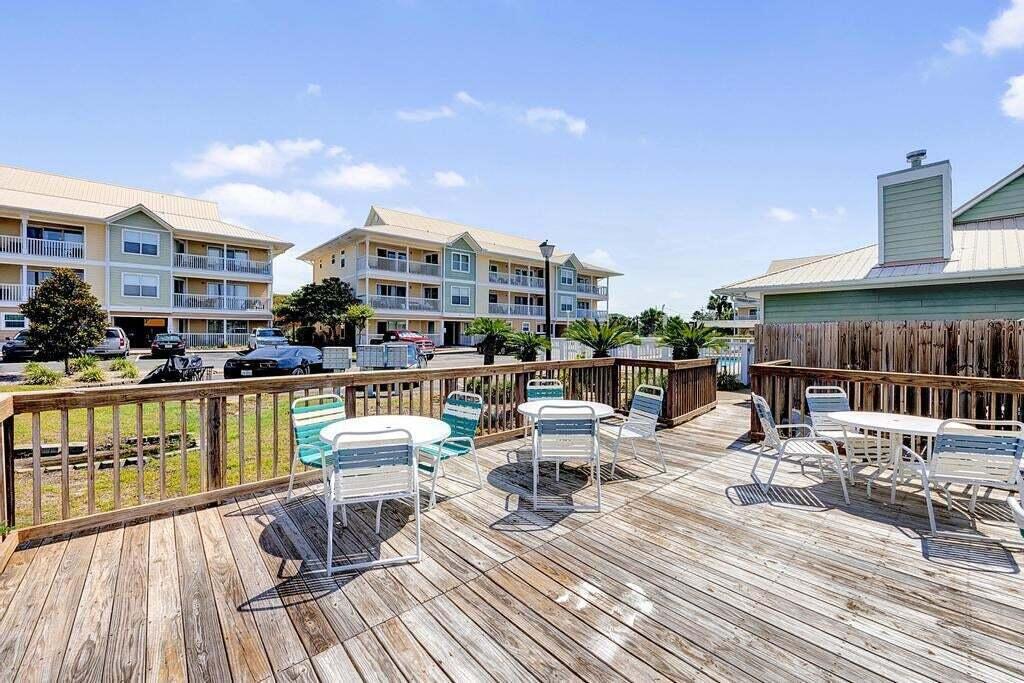 ST MARTIN BEACHWALK VILLAS - Residential