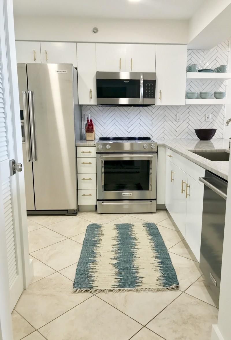 HIGH POINTE RESORT CONDO - Residential