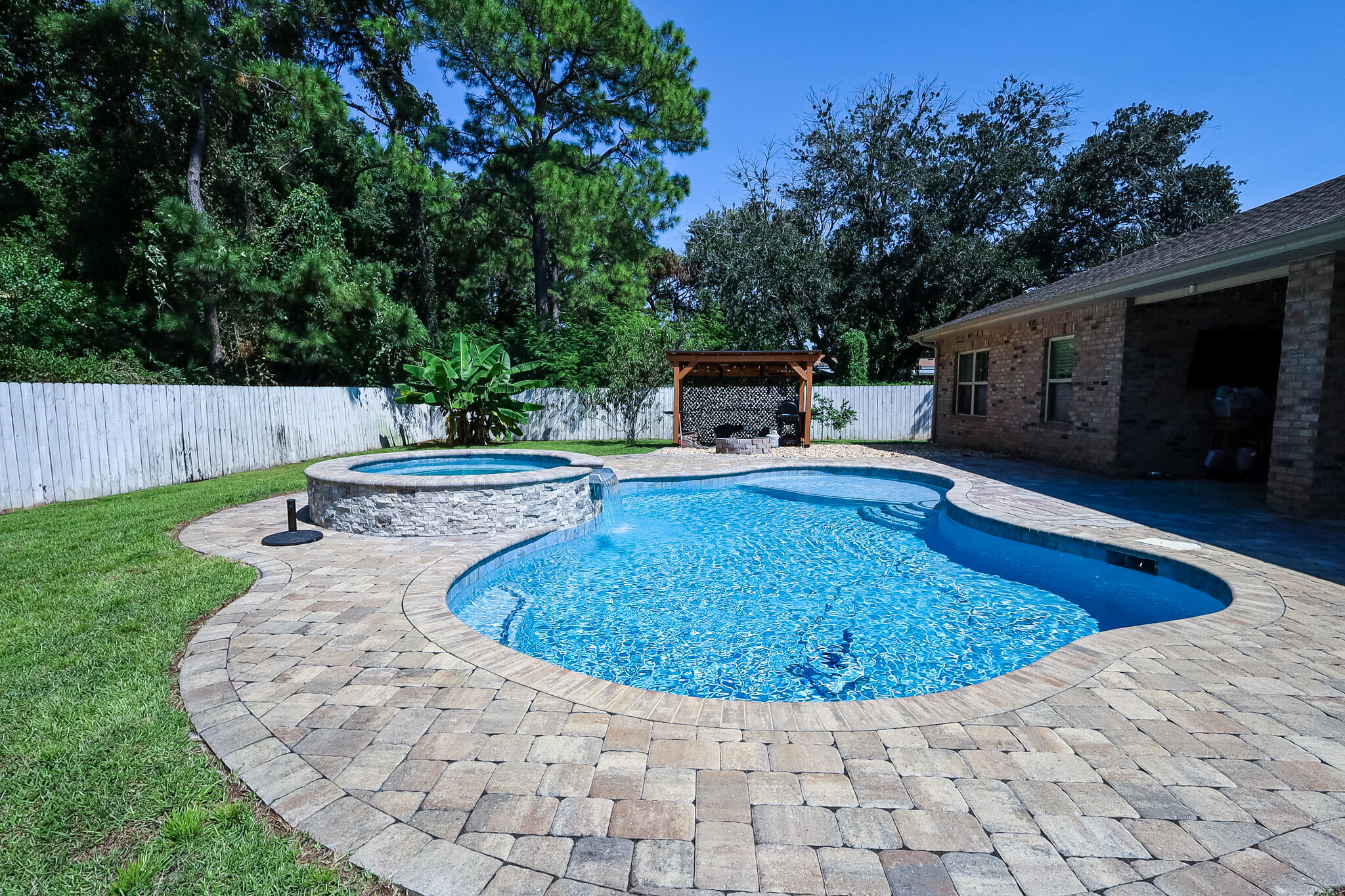METES & BOUNDS - Residential Lease