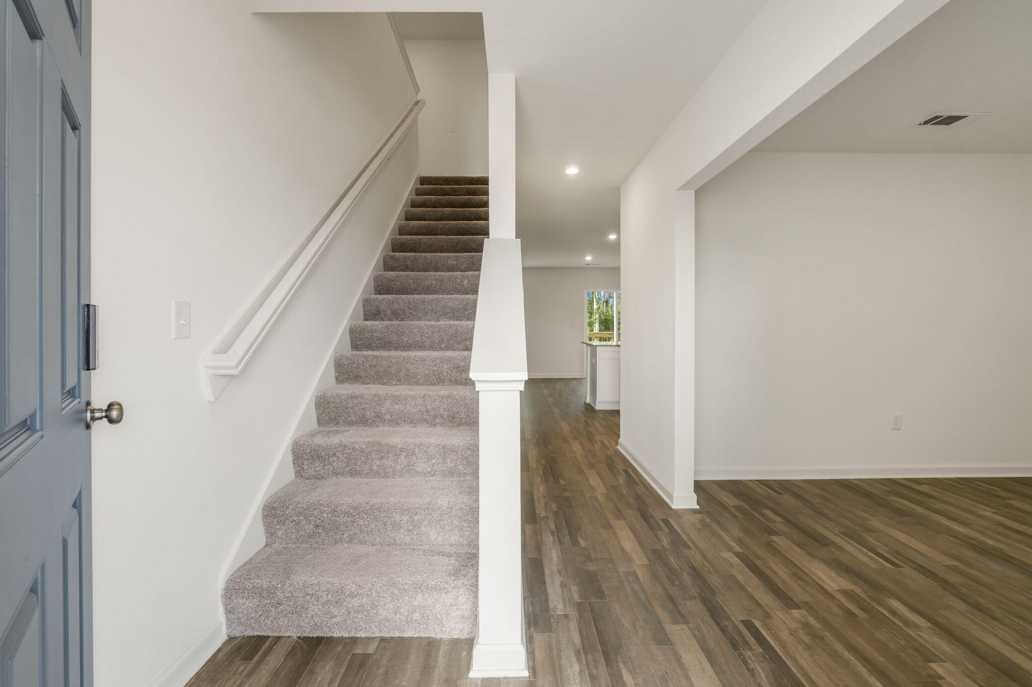 RIVERWALK PH I - Residential Lease