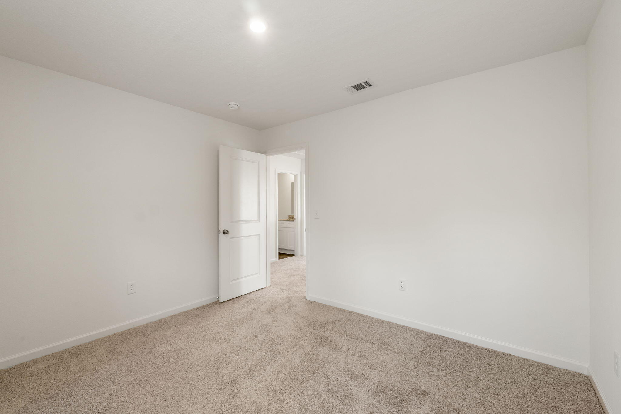 RIVERWALK PH I - Residential Lease