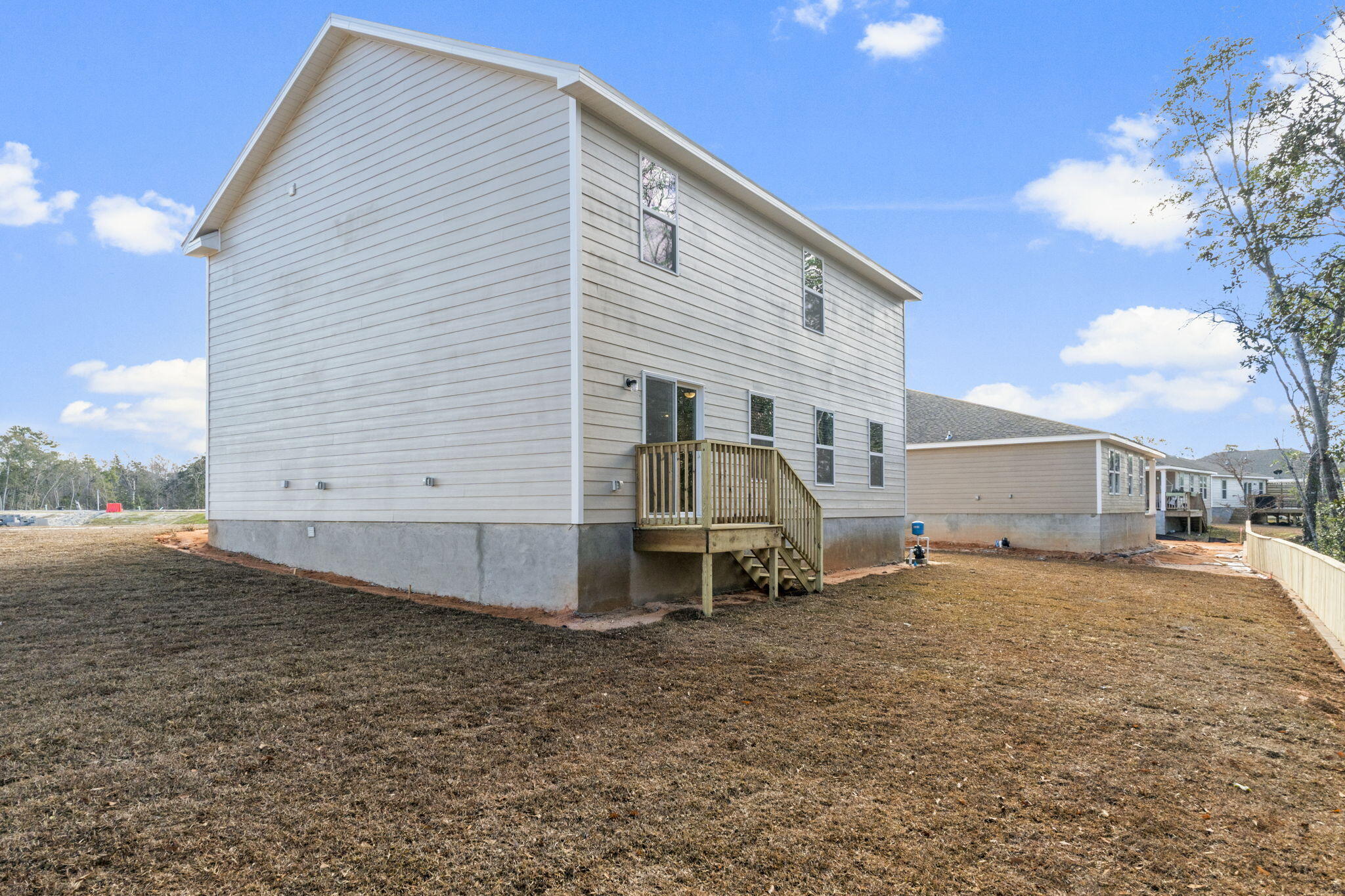 RIVERWALK PH I - Residential Lease