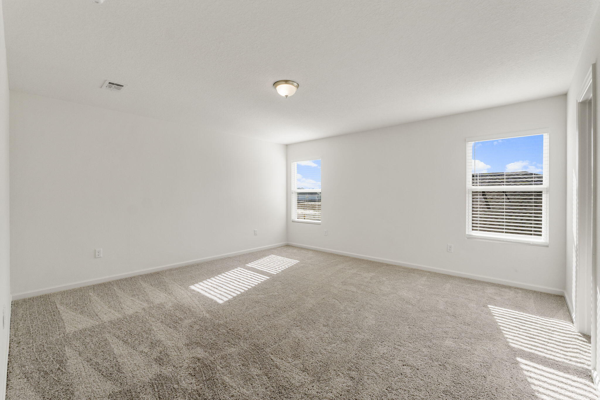 RIVERWALK PH I - Residential Lease