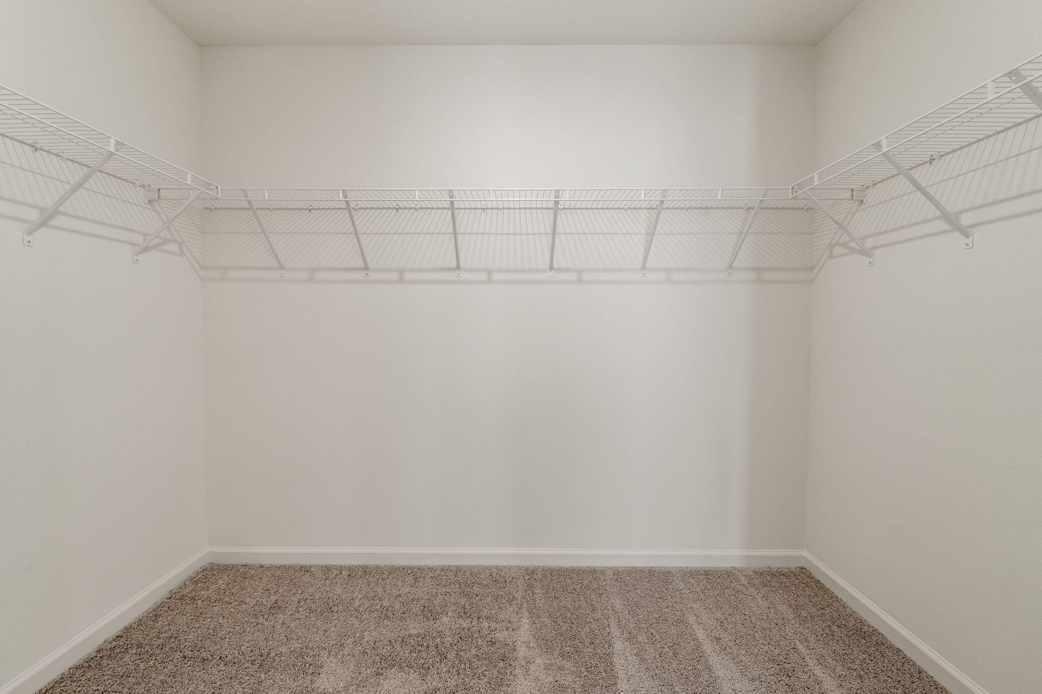 RIVERWALK PH I - Residential Lease