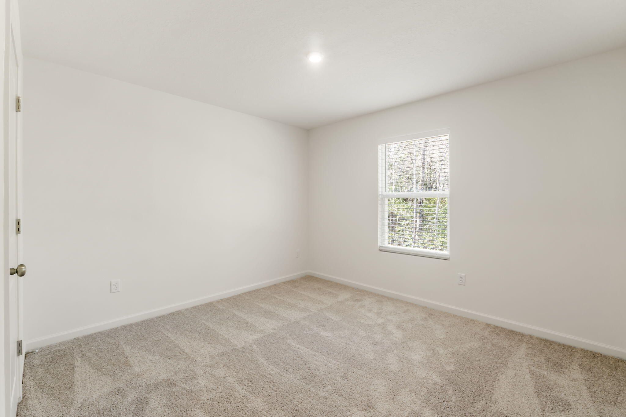 RIVERWALK PH I - Residential Lease