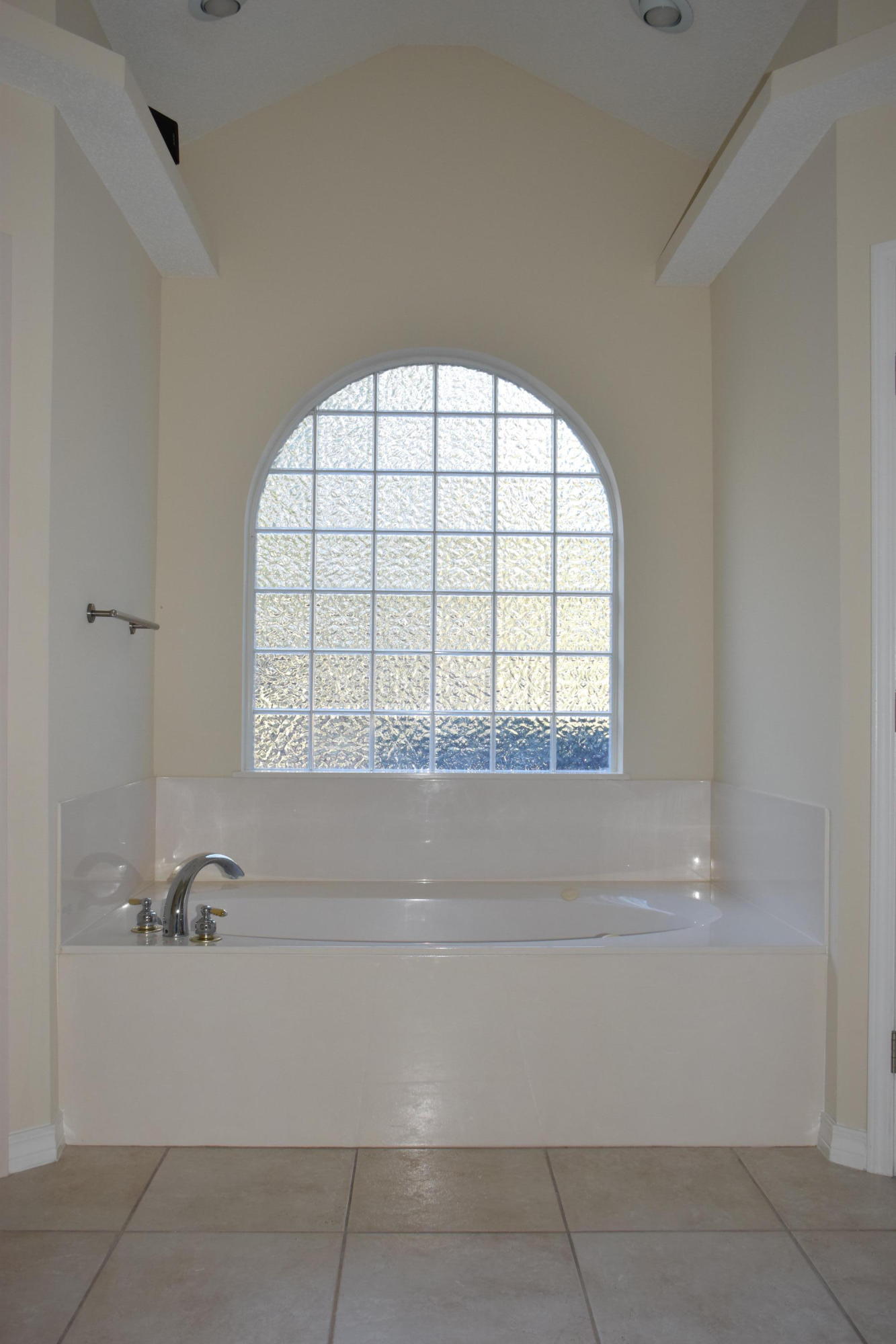 ST ANDREWS WEST BLUEWATER BAY 1 - Residential