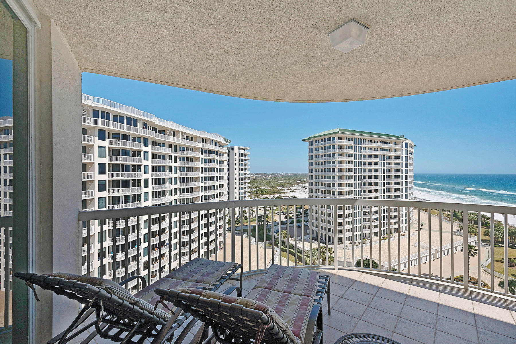 ST. MAARTEN AT SILVER SHELLS - Residential