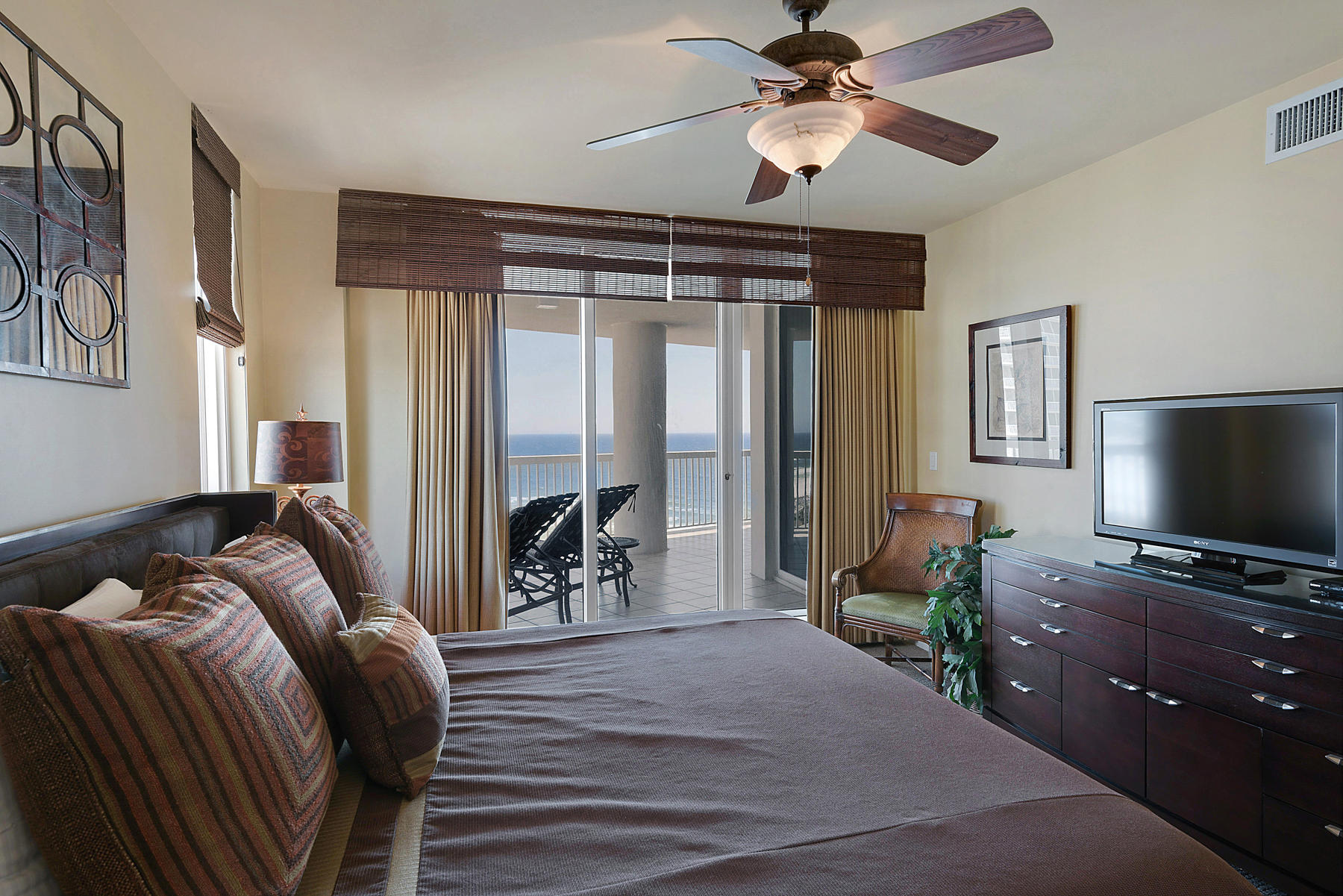 ST. MAARTEN AT SILVER SHELLS - Residential