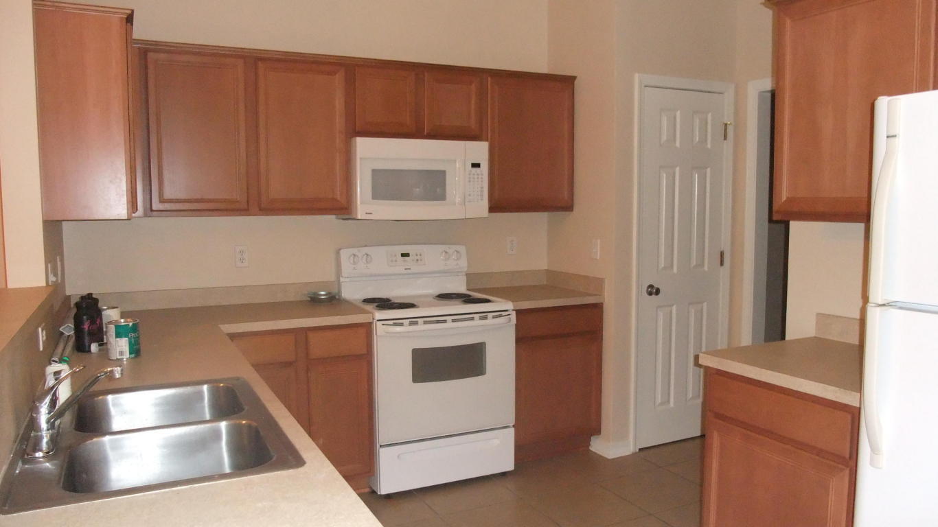 NORTH PARK T/H PH II - Residential Lease