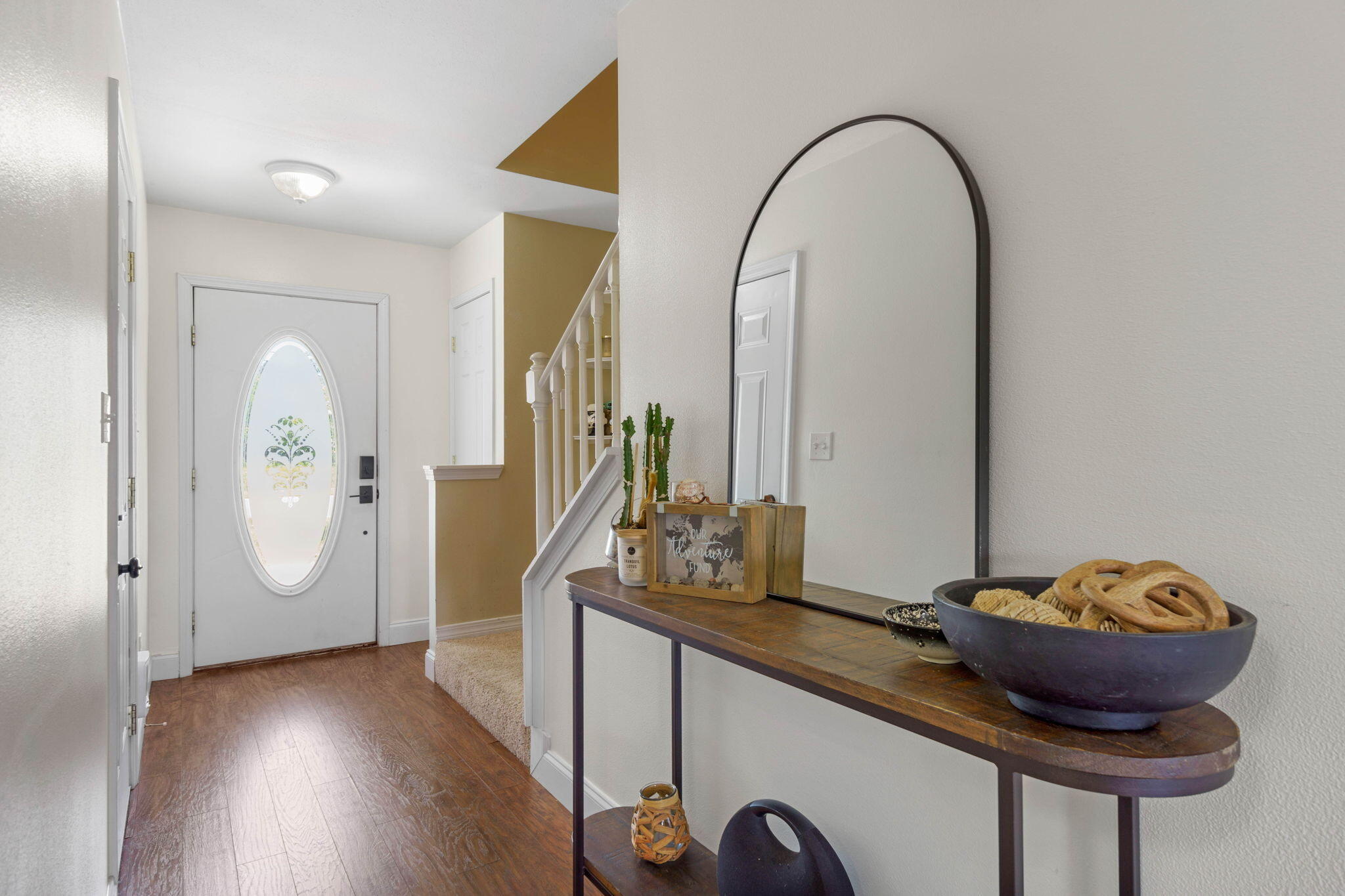 HOUSTON MANOR - Residential Lease