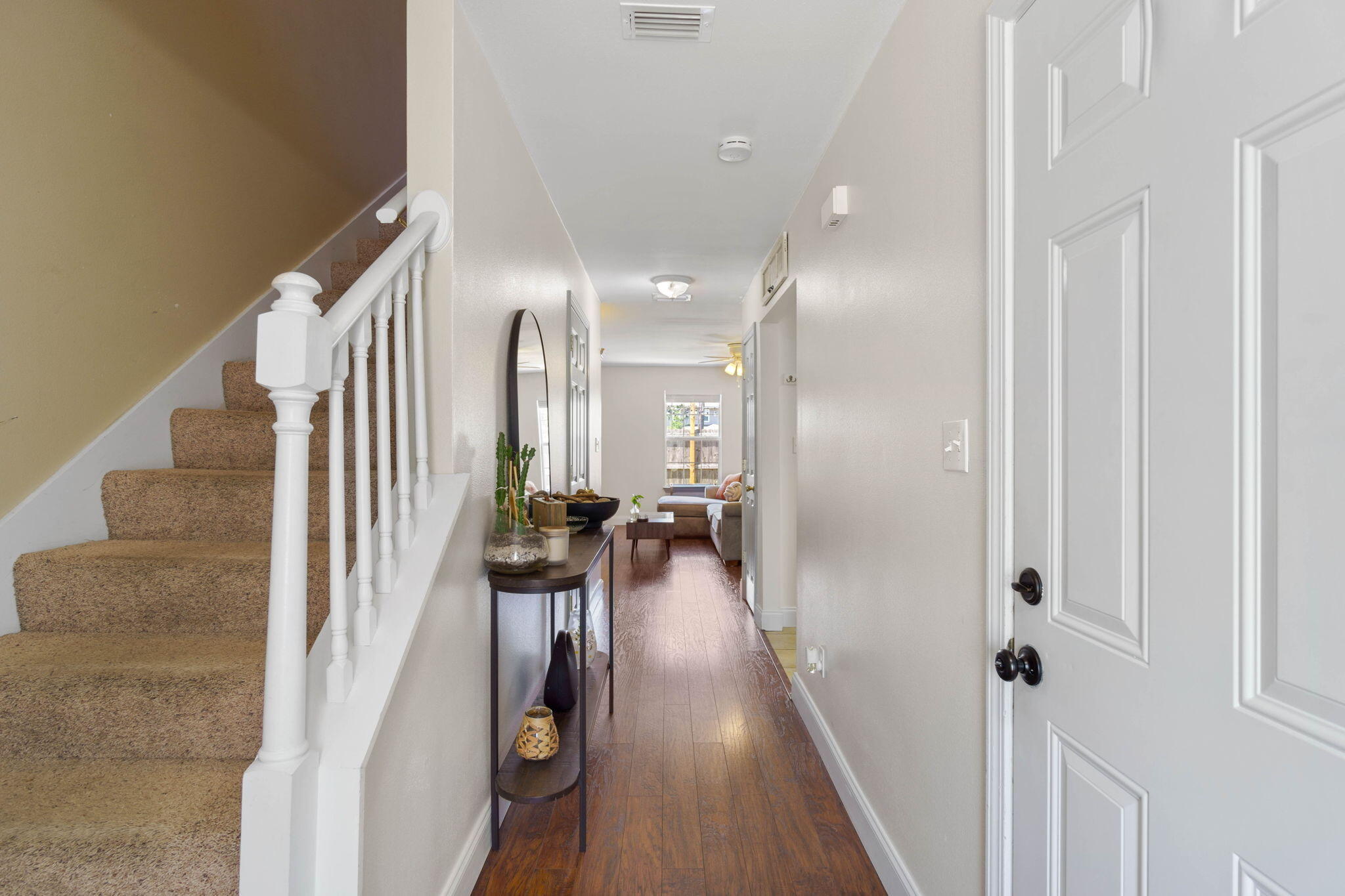 HOUSTON MANOR - Residential Lease