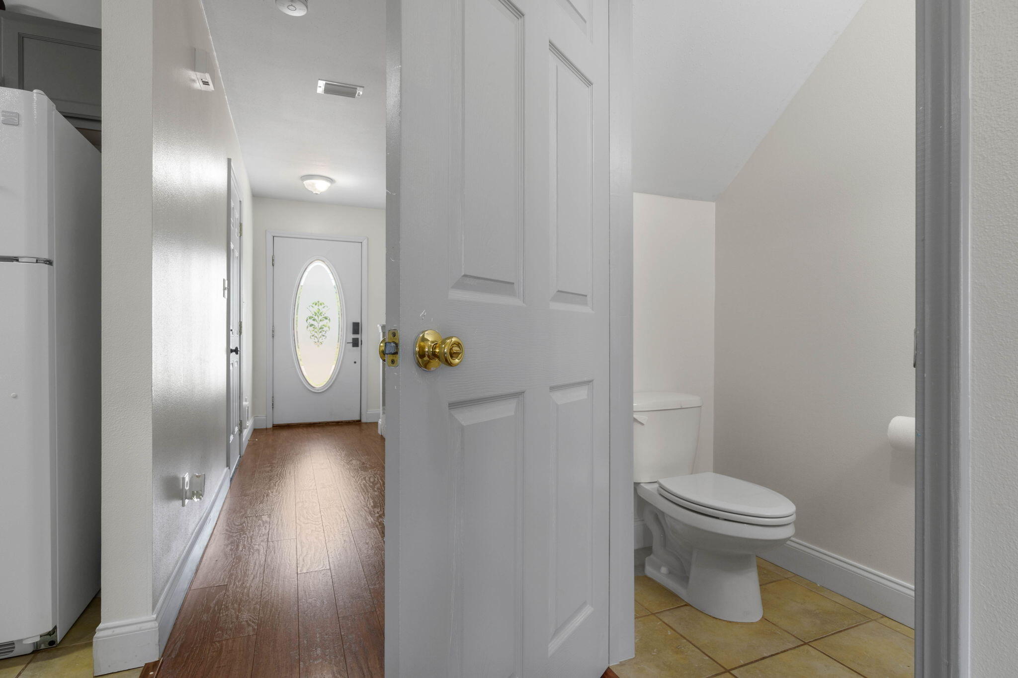 HOUSTON MANOR - Residential Lease