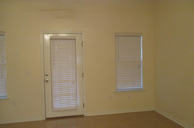 NORTH PARK TOWNHOMES - Residential Lease