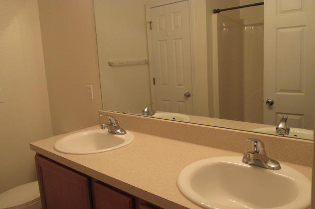 NORTH PARK TOWNHOMES - Residential Lease