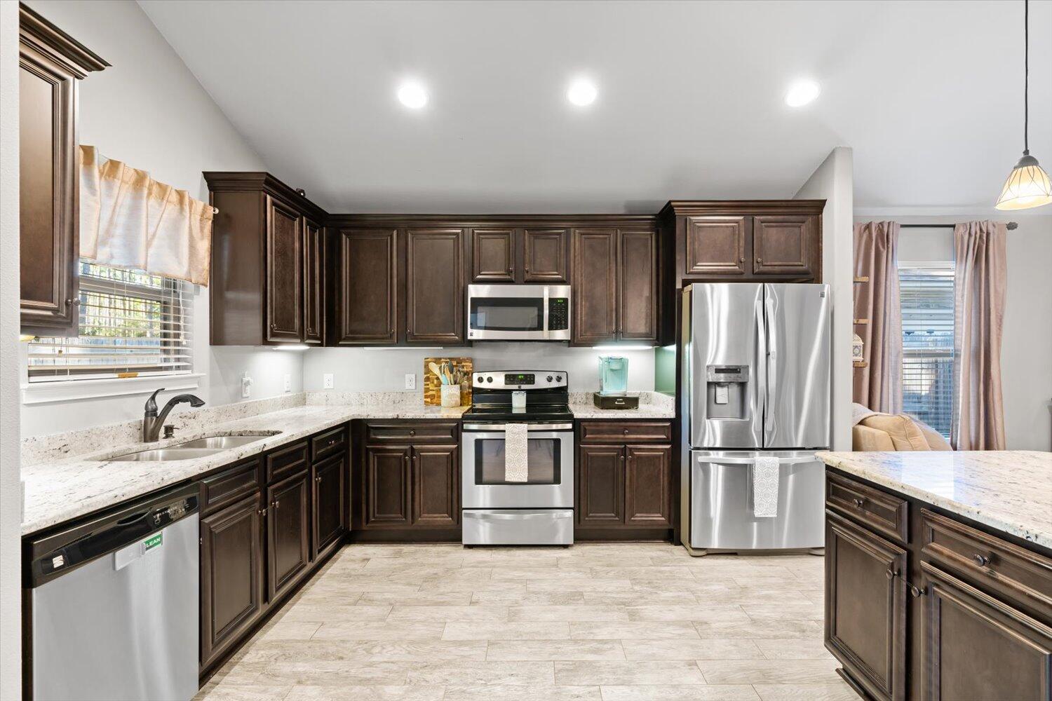 NAVARRE S/D 2ND ADDN - Residential