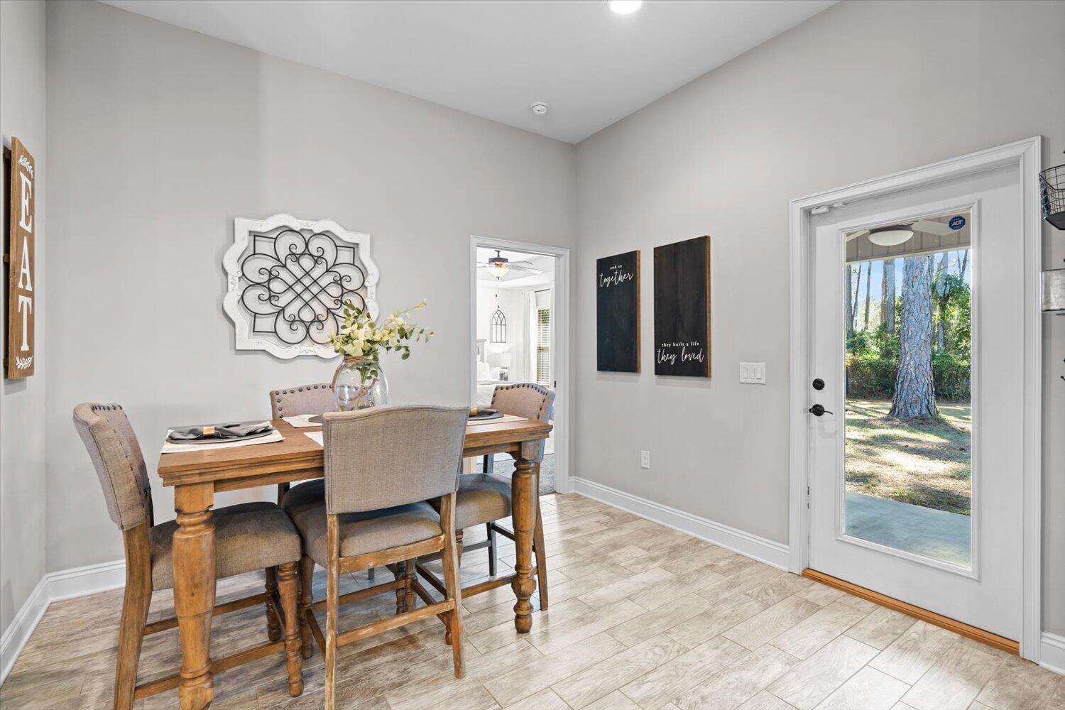 NAVARRE S/D 2ND ADDN - Residential