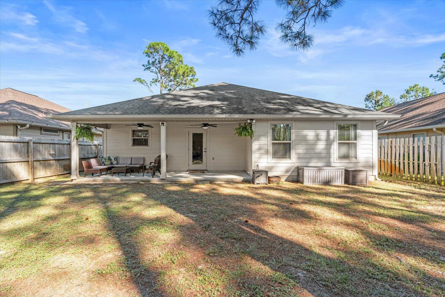 NAVARRE S/D 2ND ADDN - Residential