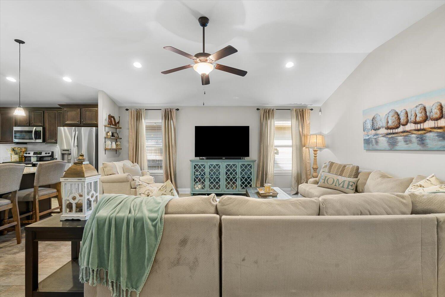 NAVARRE S/D 2ND ADDN - Residential