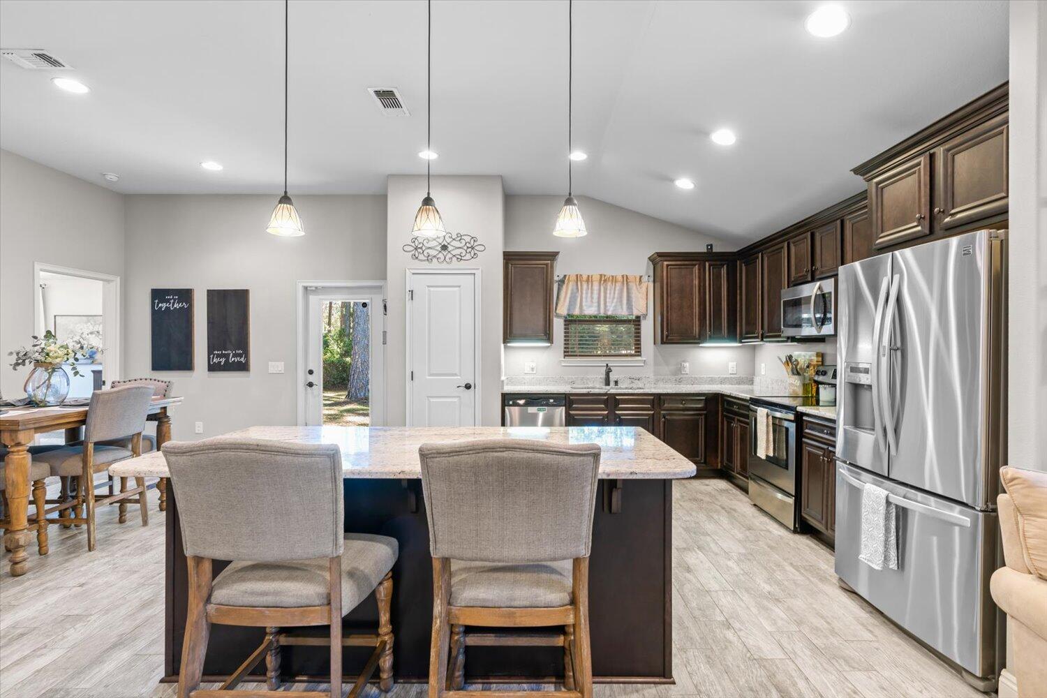 NAVARRE S/D 2ND ADDN - Residential