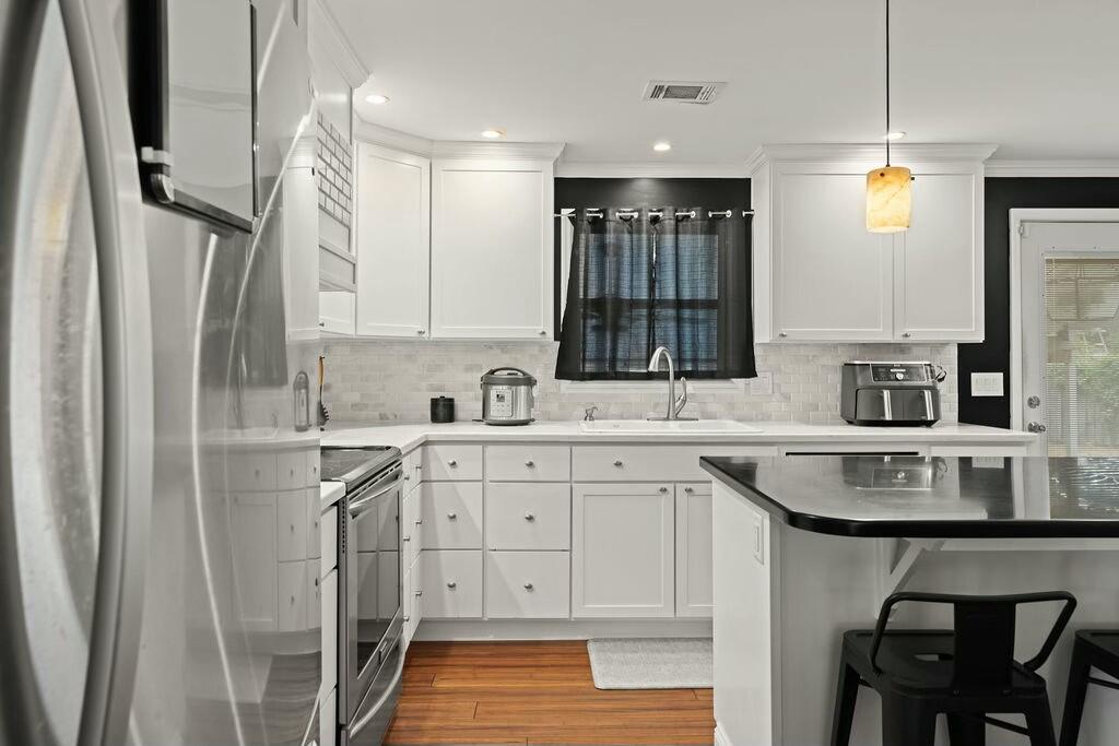 VALPARAISO PLAT 07 - Residential Lease