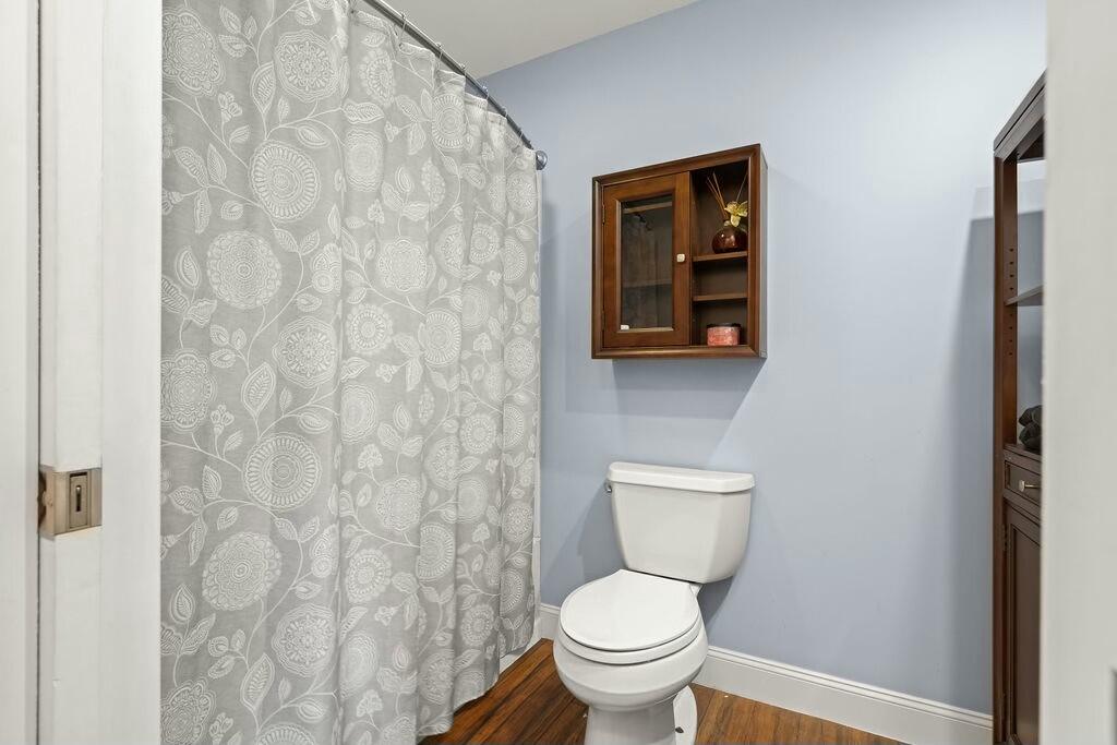 VALPARAISO PLAT 07 - Residential Lease