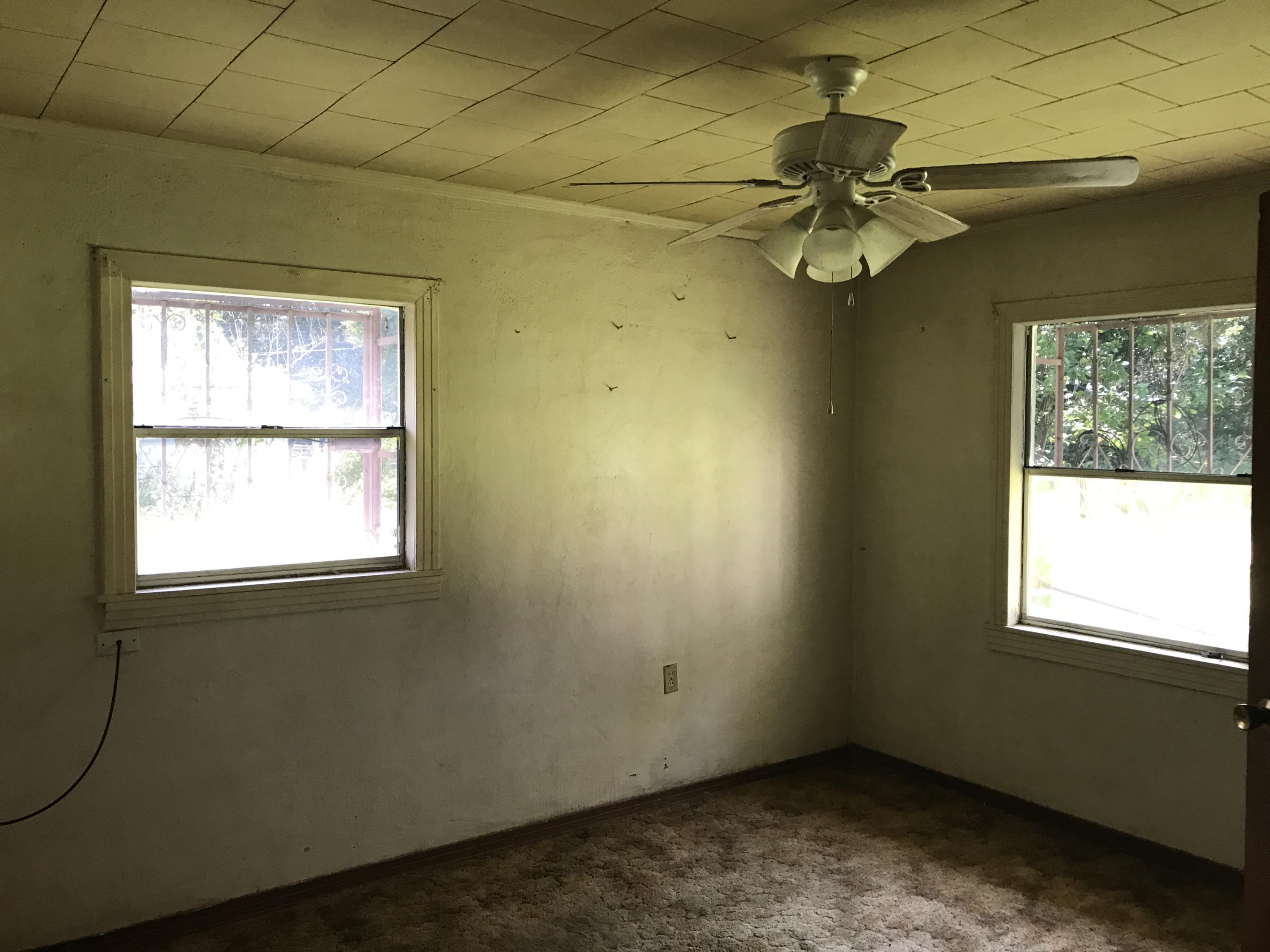 EDNEYS 2ND ADDN - Residential