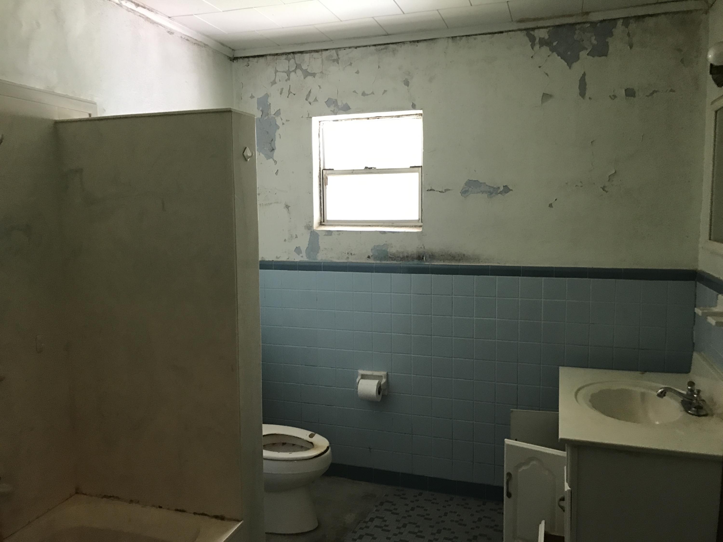 EDNEYS 2ND ADDN - Residential