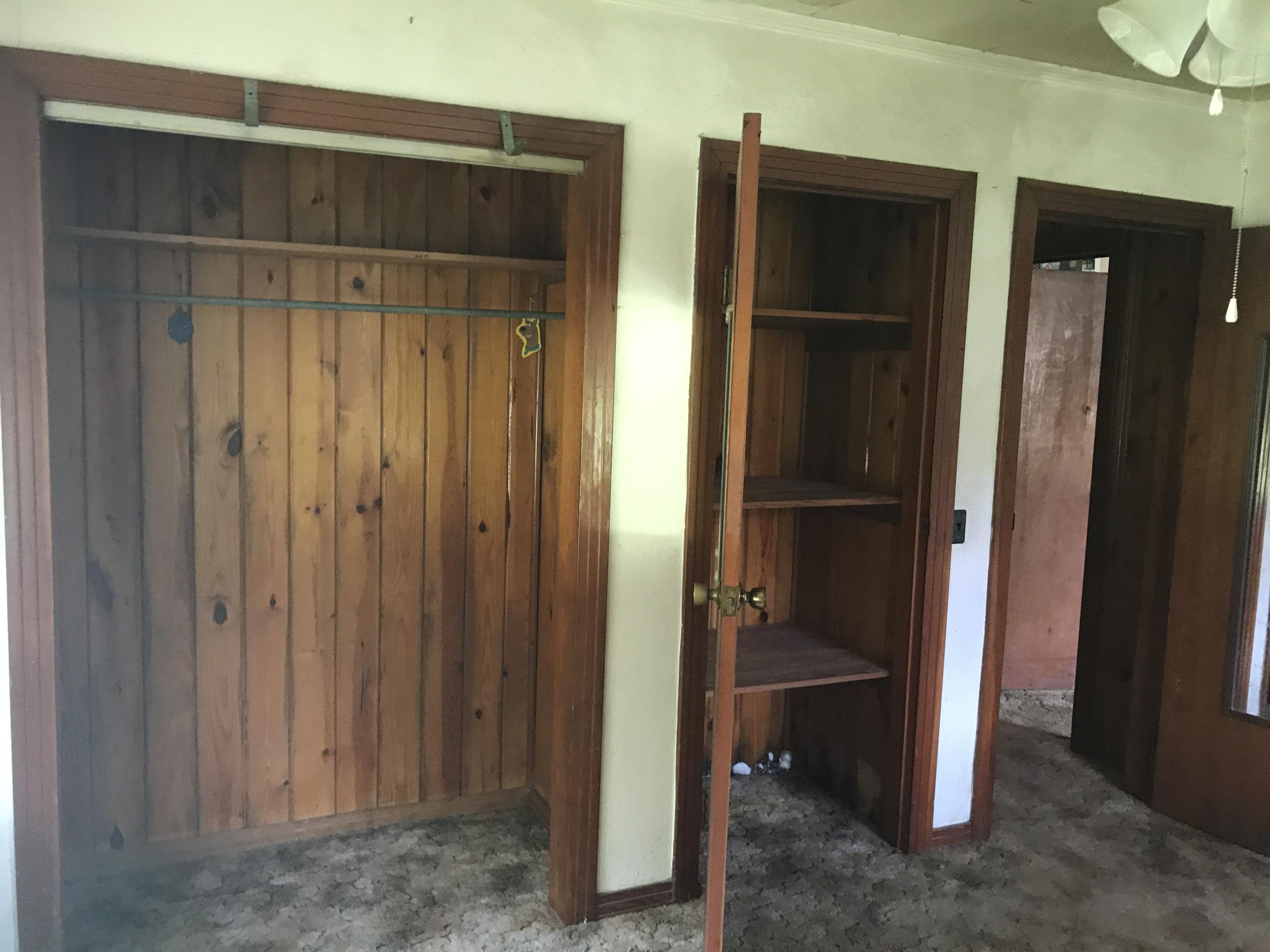 EDNEYS 2ND ADDN - Residential