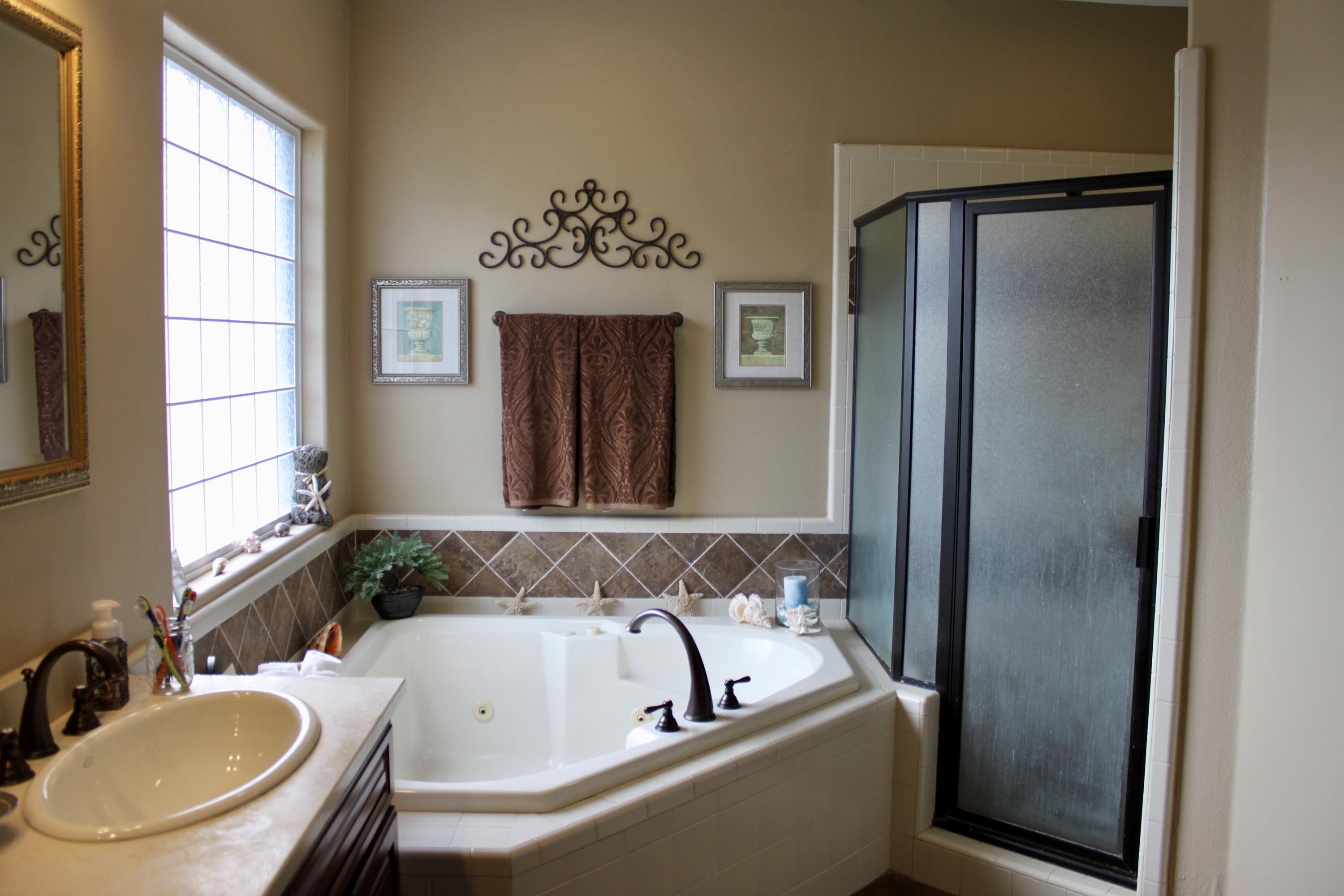 WINDSWEPT ESTATES - Residential