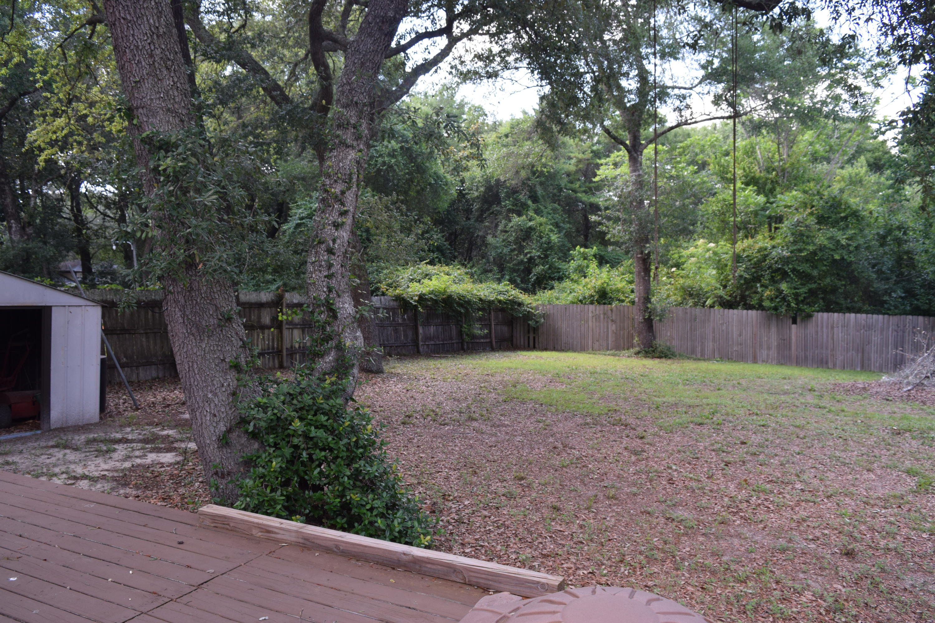 BAYWOOD ESTATES - Residential