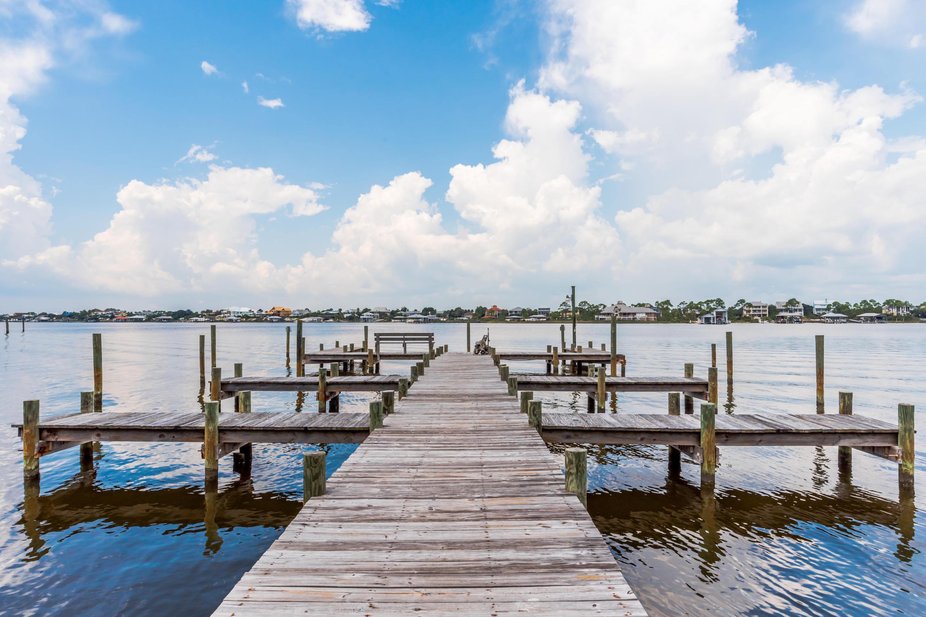 SUNDOWN CONDO - Residential