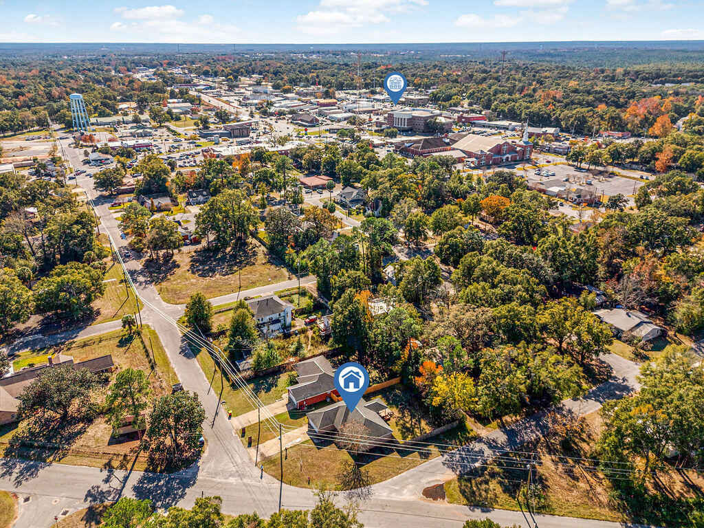 CRESTVIEW - Residential