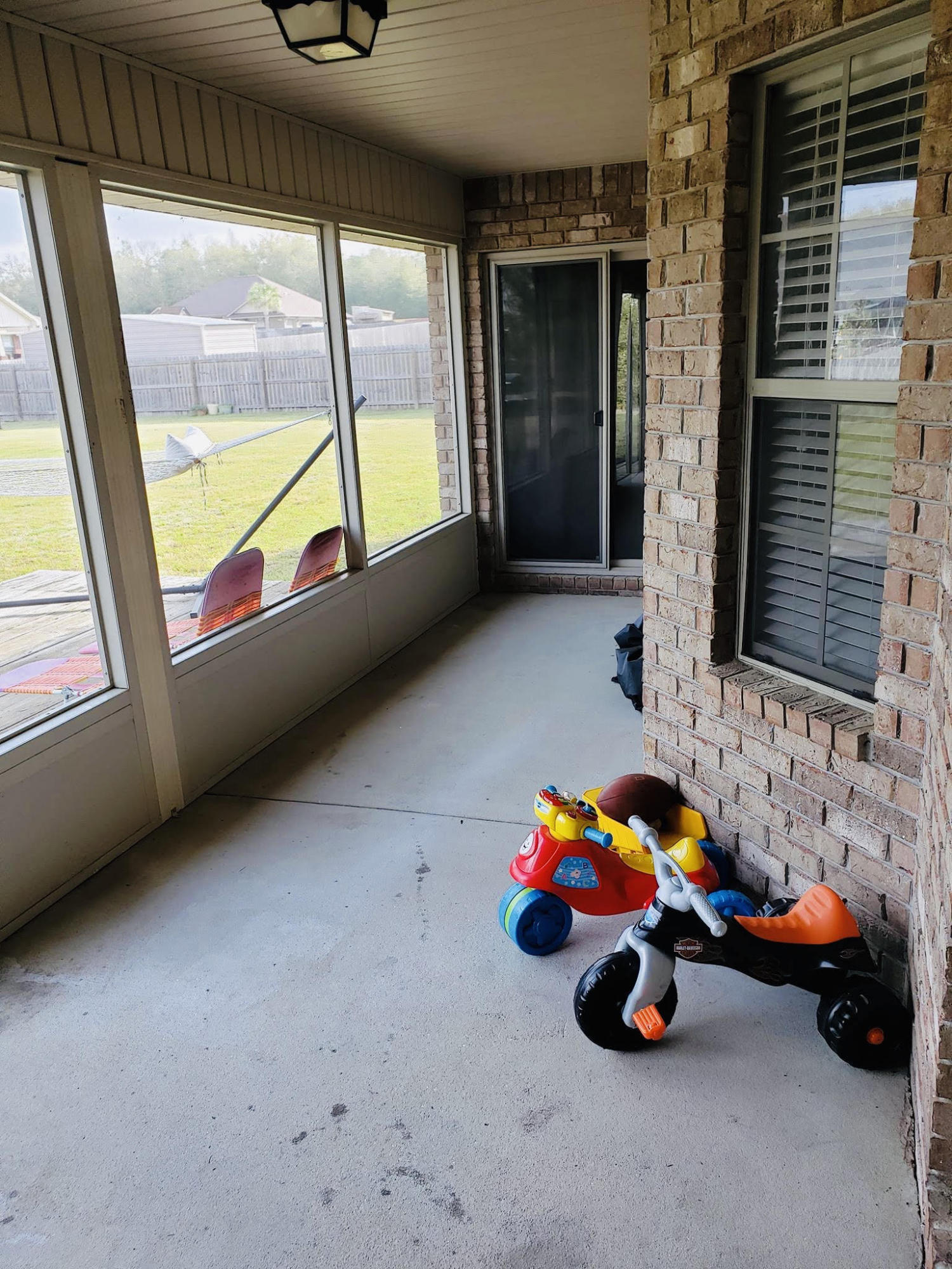 CARDINAL ESTATES - Residential