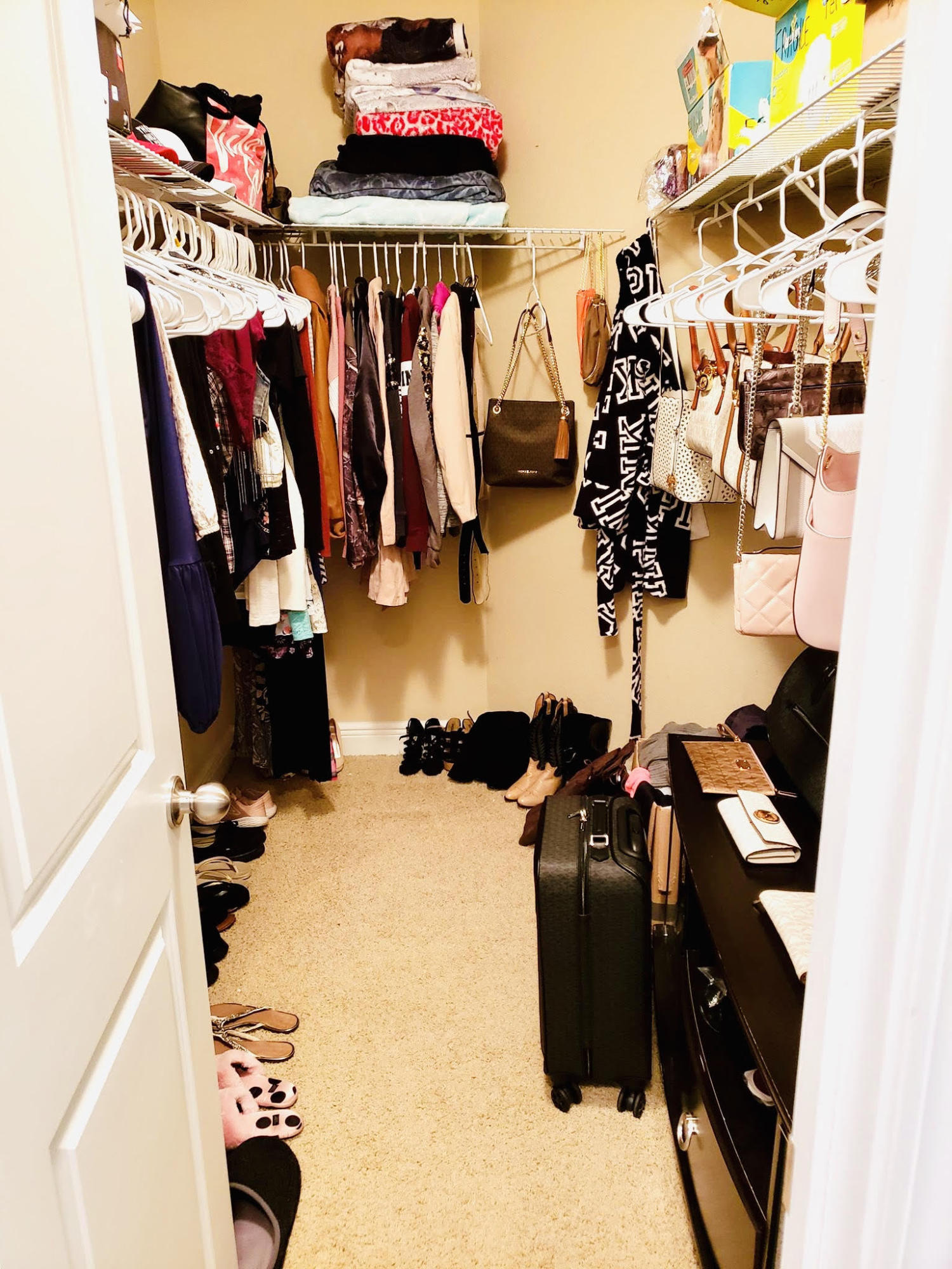 CARDINAL ESTATES - Residential