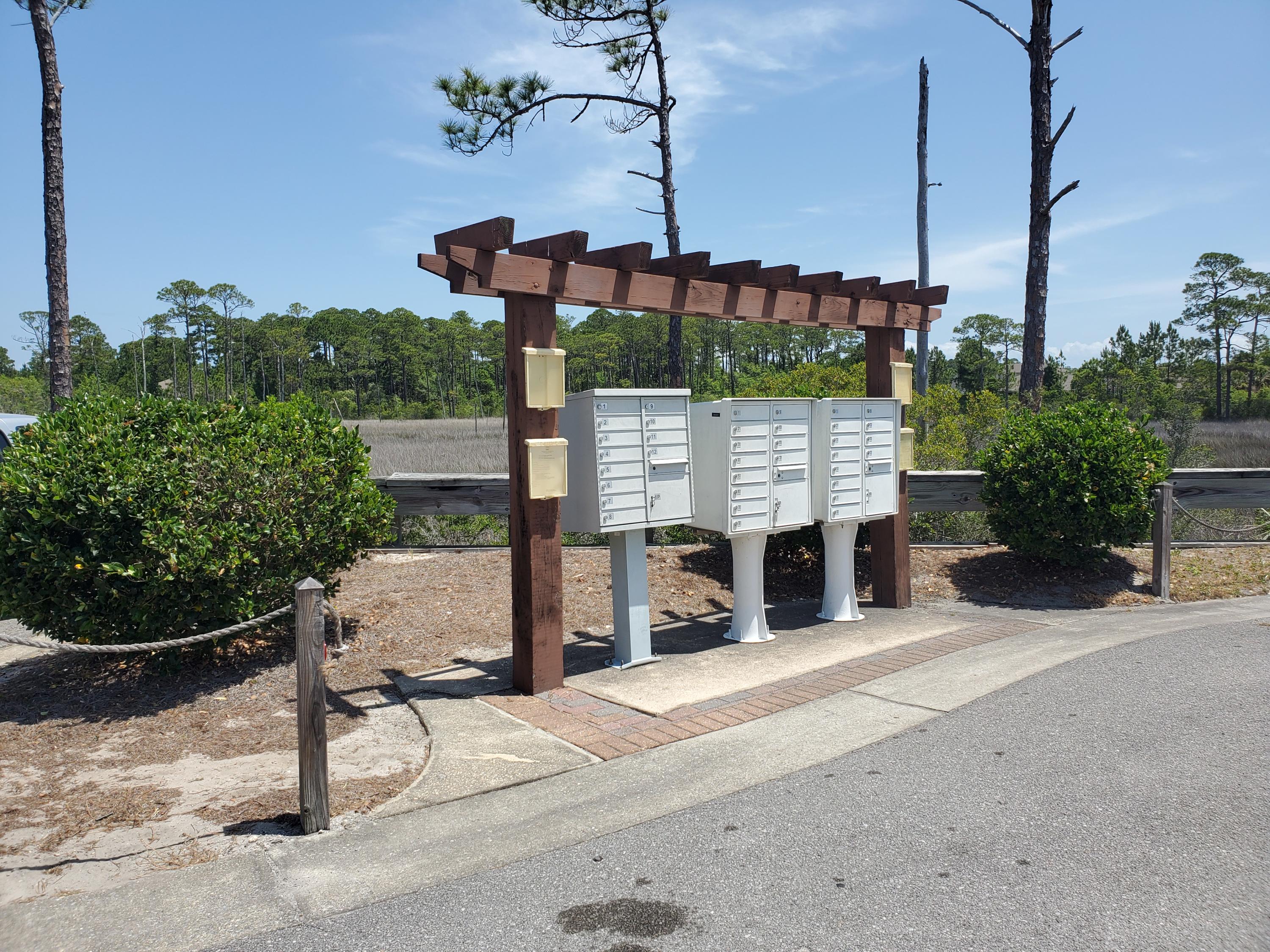 MARSH HARBOR - Residential