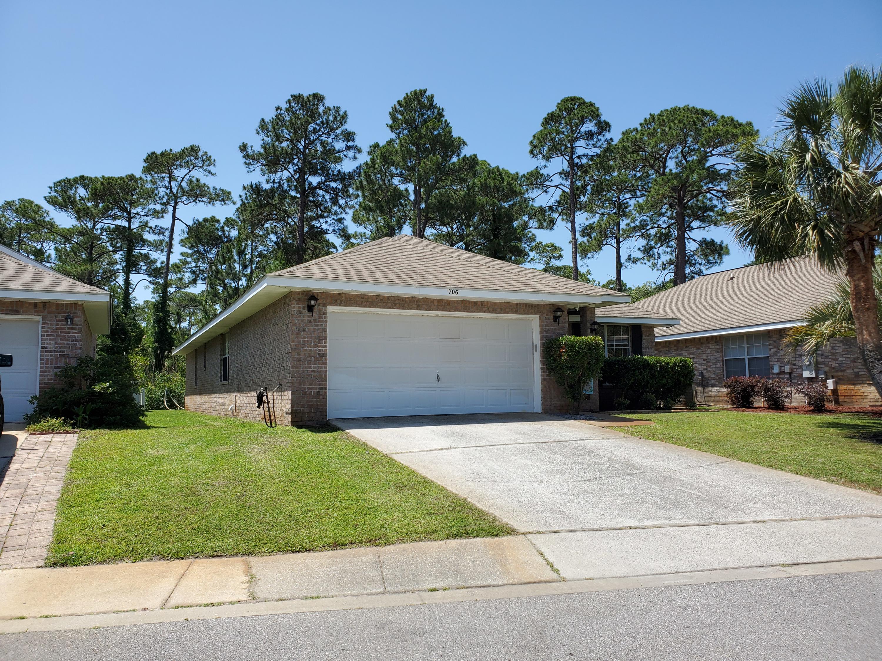 MARSH HARBOR - Residential