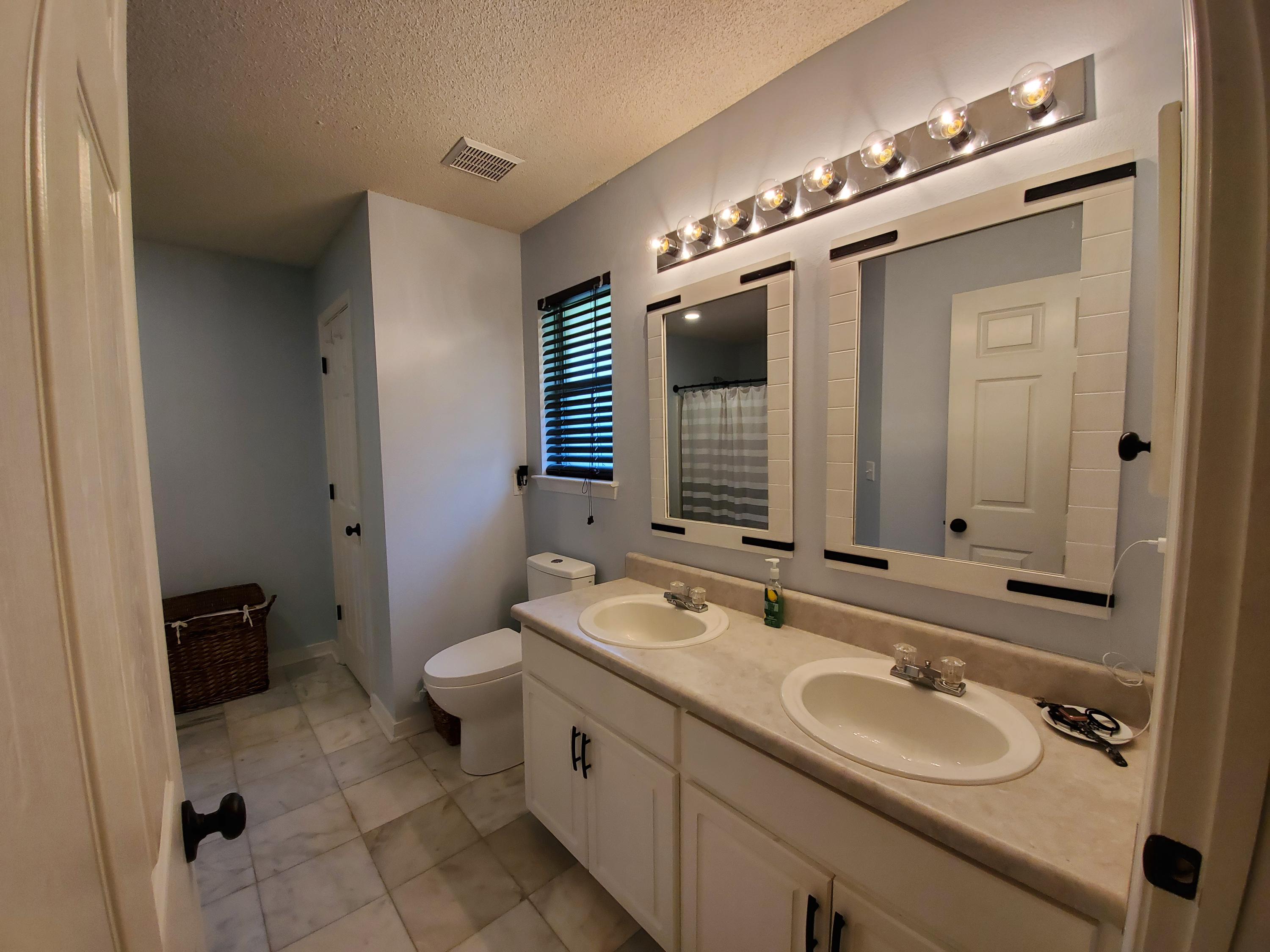 MARSH HARBOR - Residential