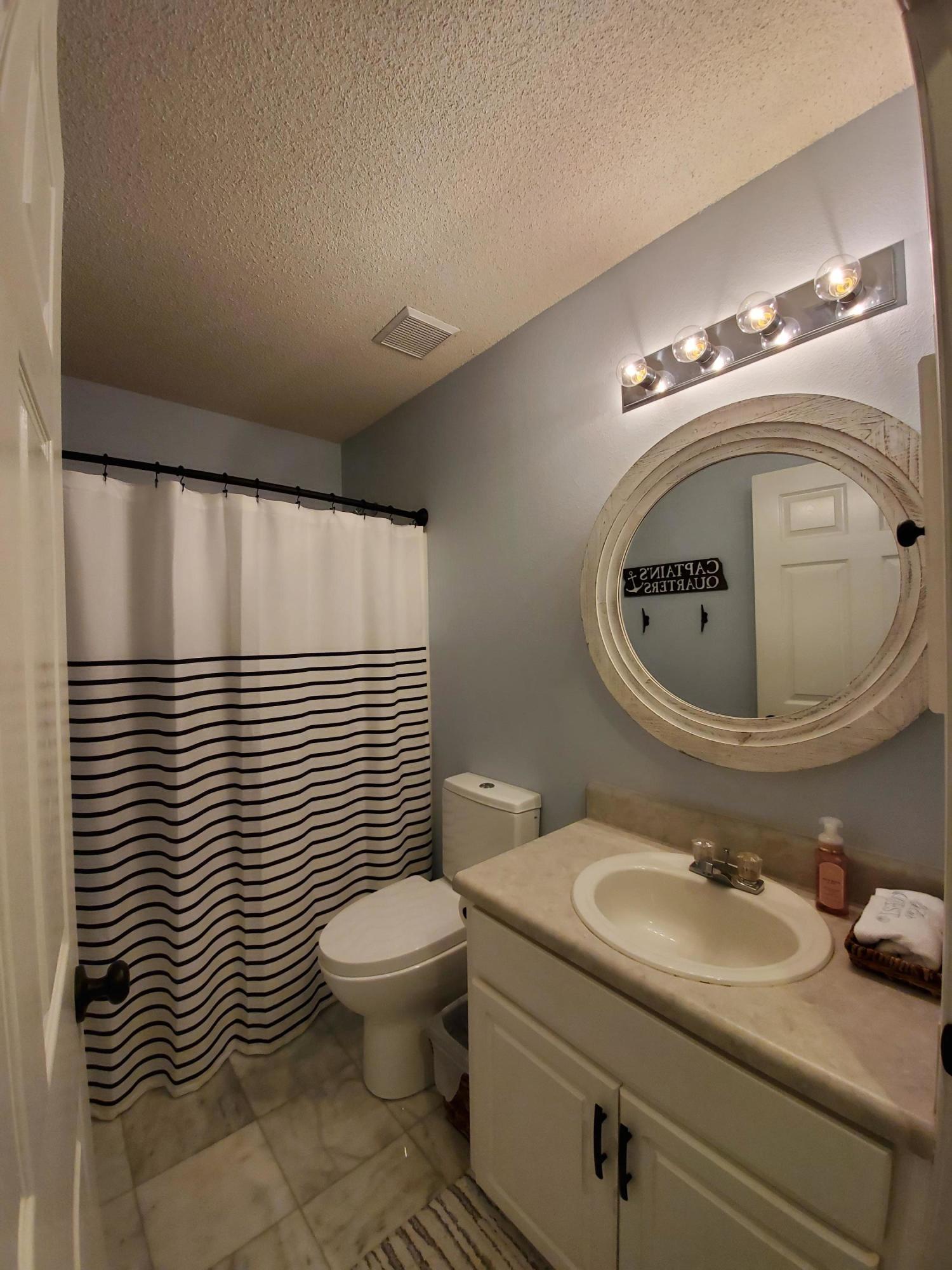 MARSH HARBOR - Residential