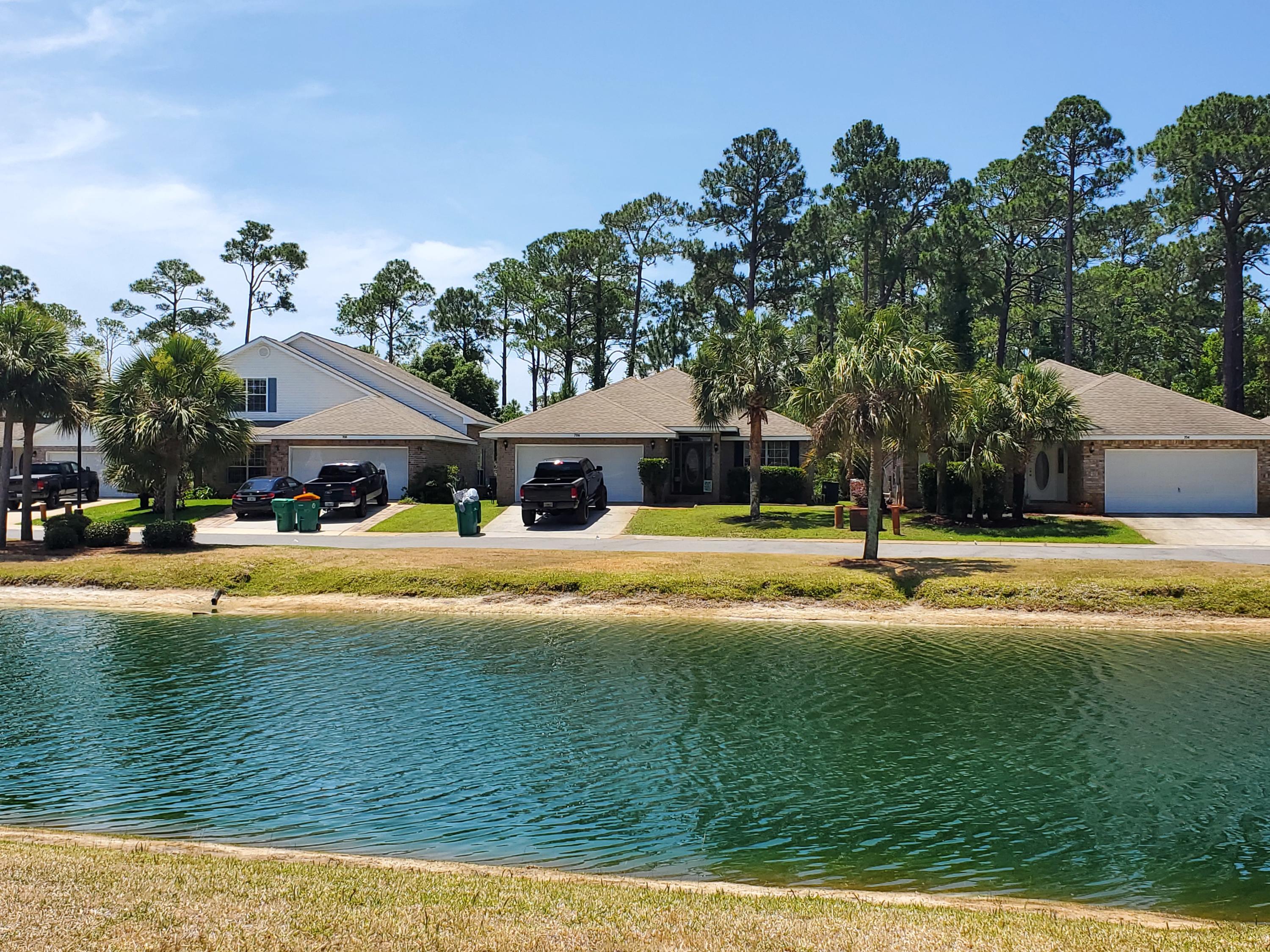 MARSH HARBOR - Residential