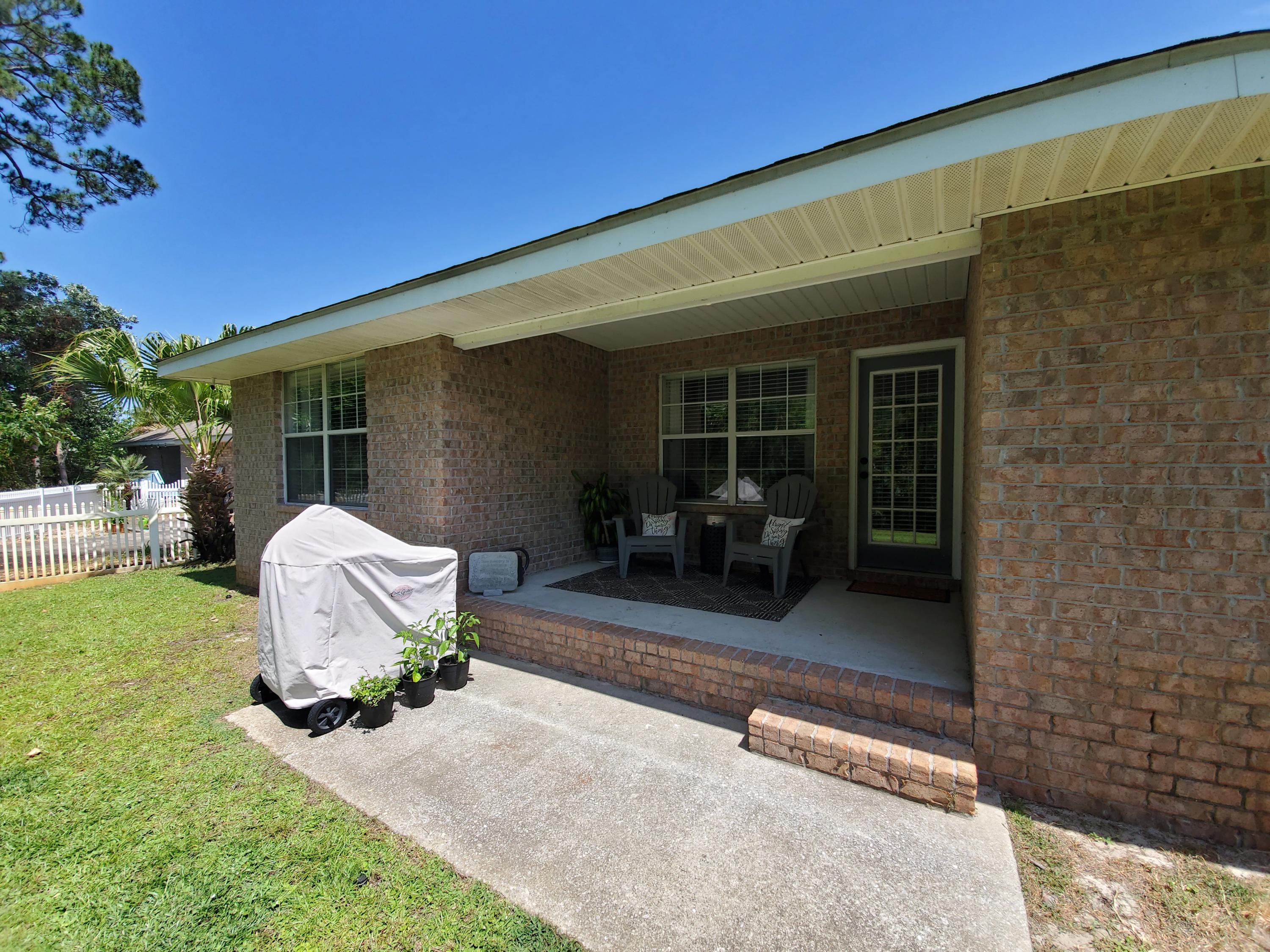 MARSH HARBOR - Residential