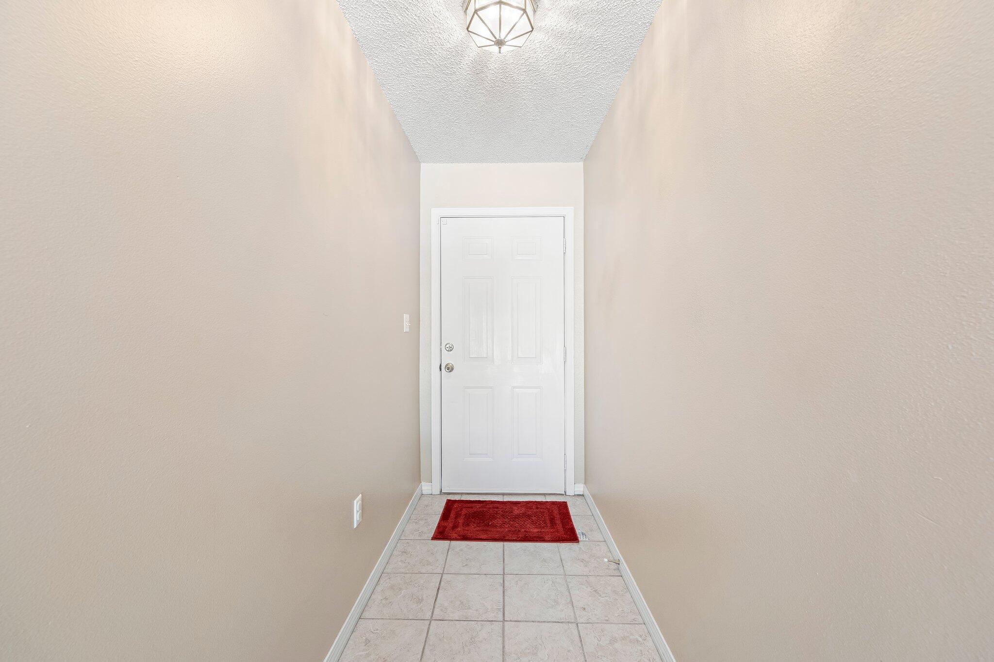 SUGAR CREEK S/D LOT 17 BLK B - Residential