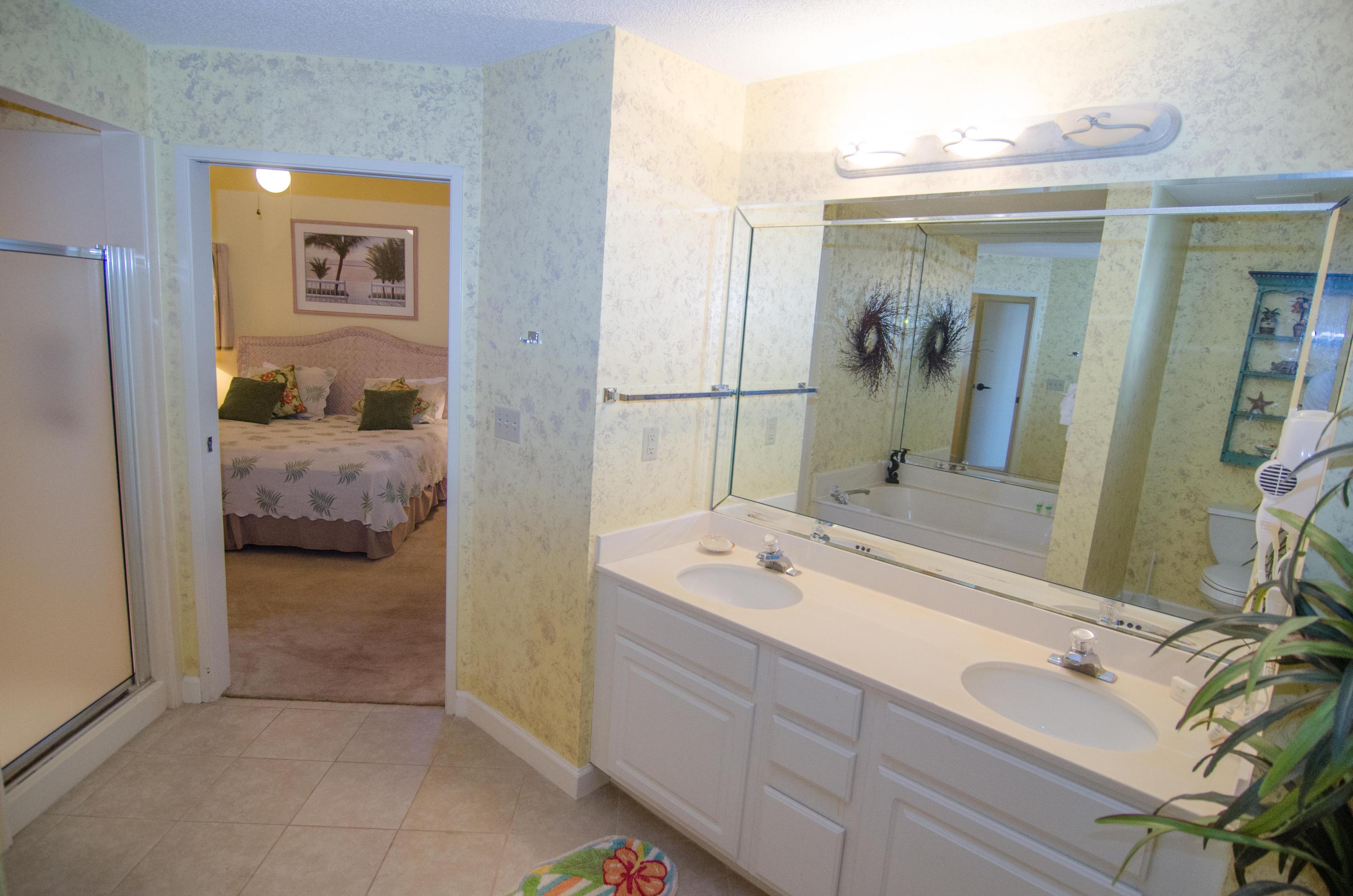 TIDES AT TOPS'L - Residential