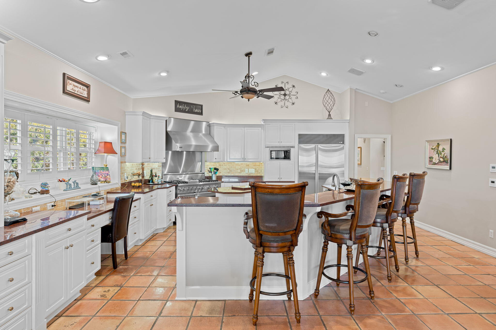 BURNT PINE - Residential