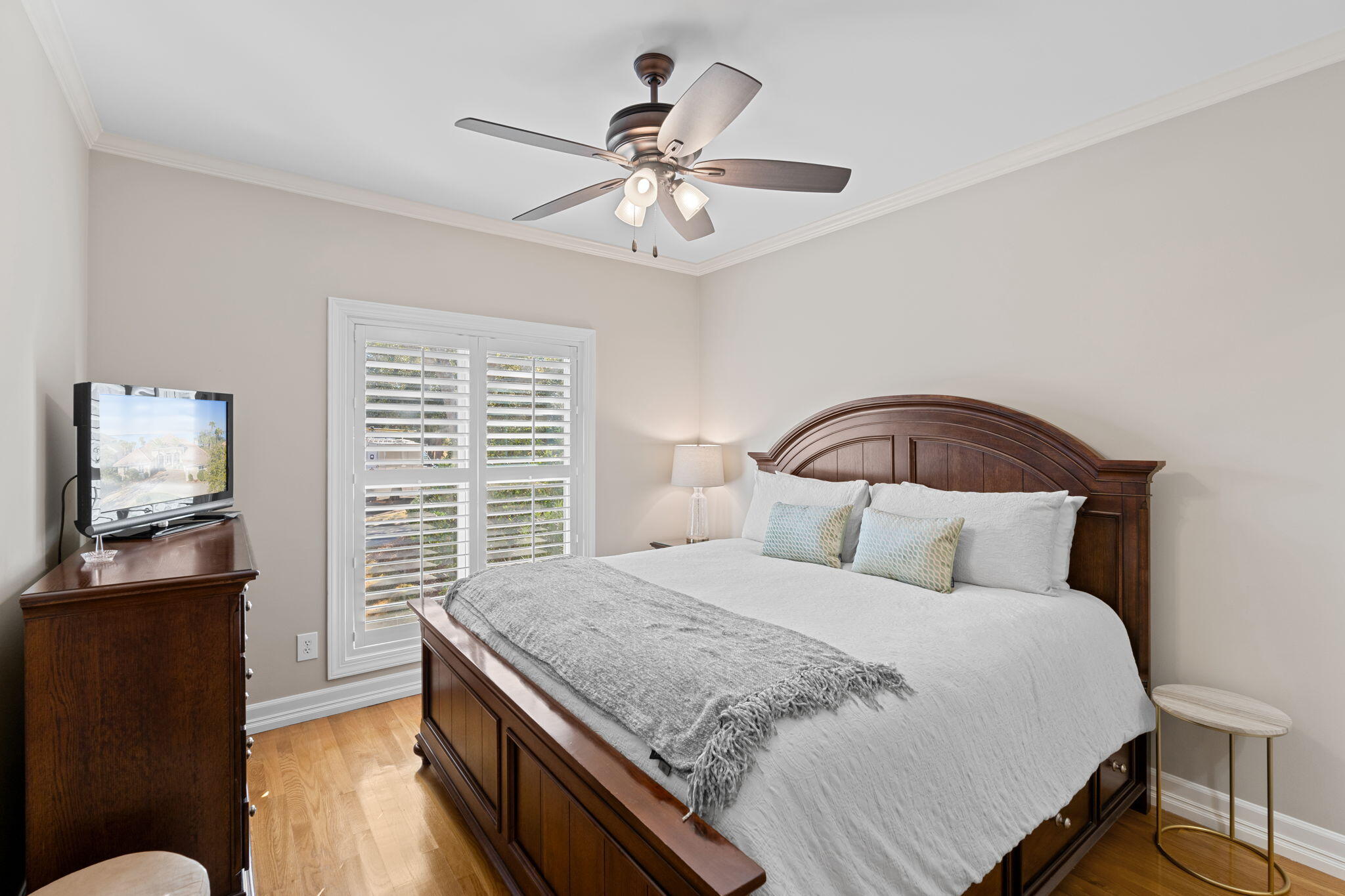 BURNT PINE - Residential