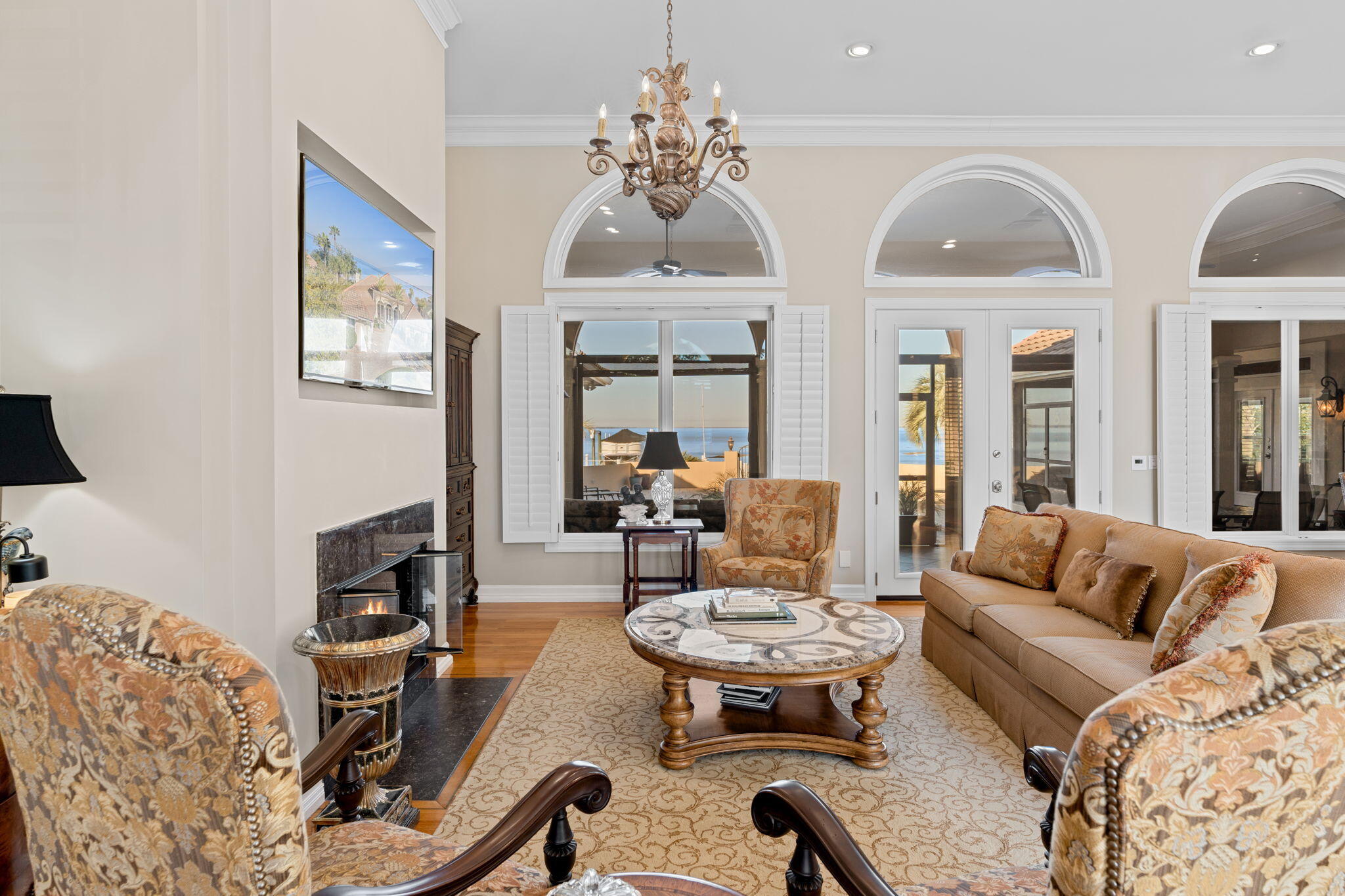 BURNT PINE - Residential