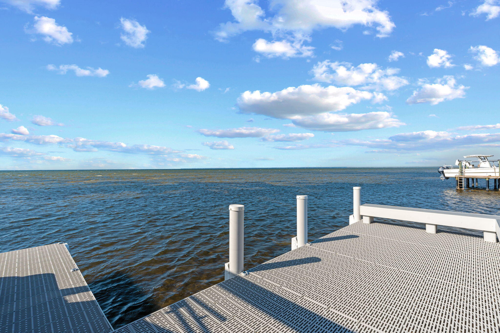 BURNT PINE - Residential