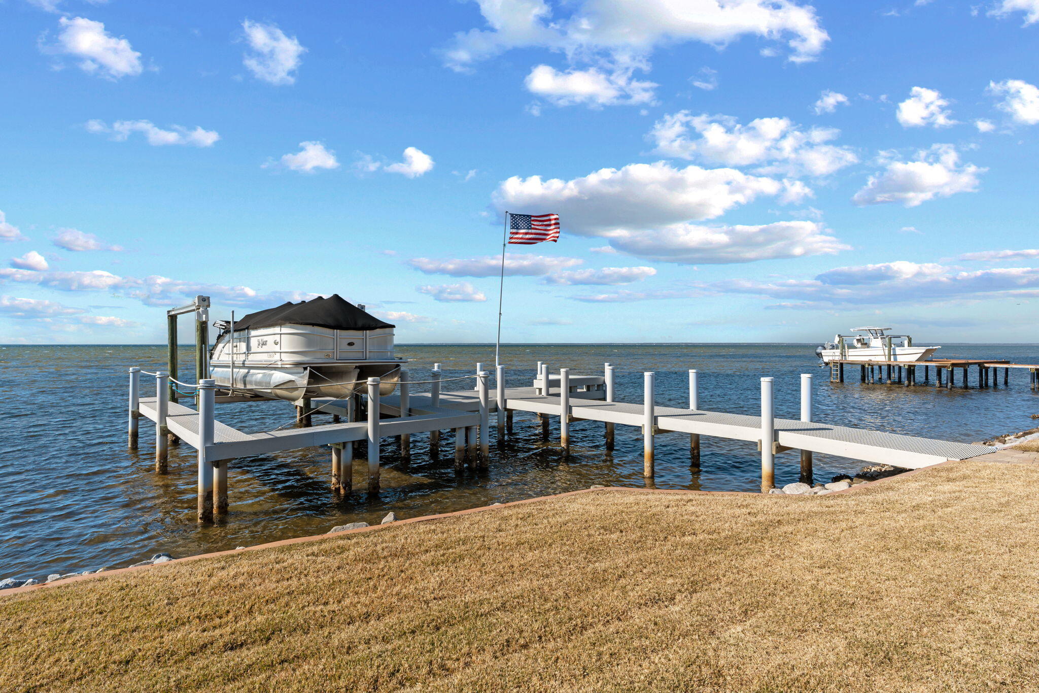 BURNT PINE - Residential