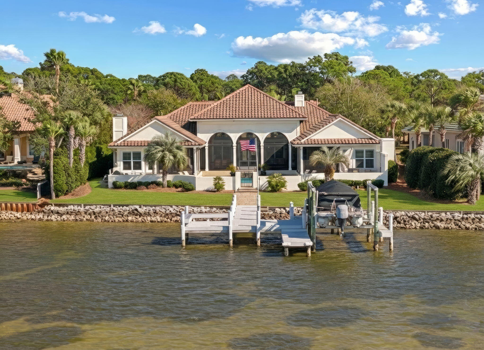 BURNT PINE - Residential