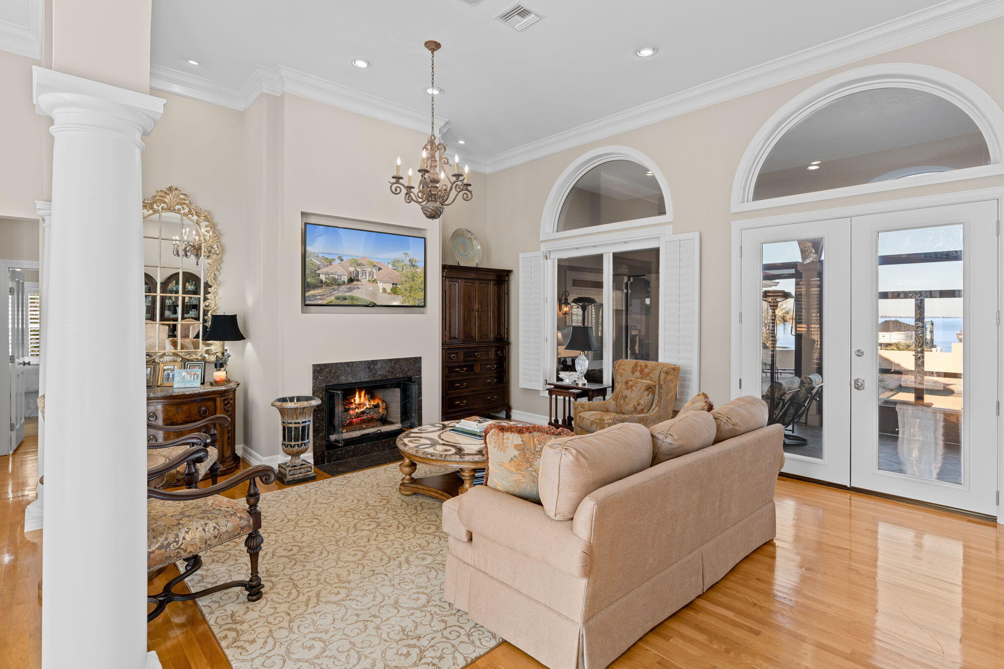 BURNT PINE - Residential